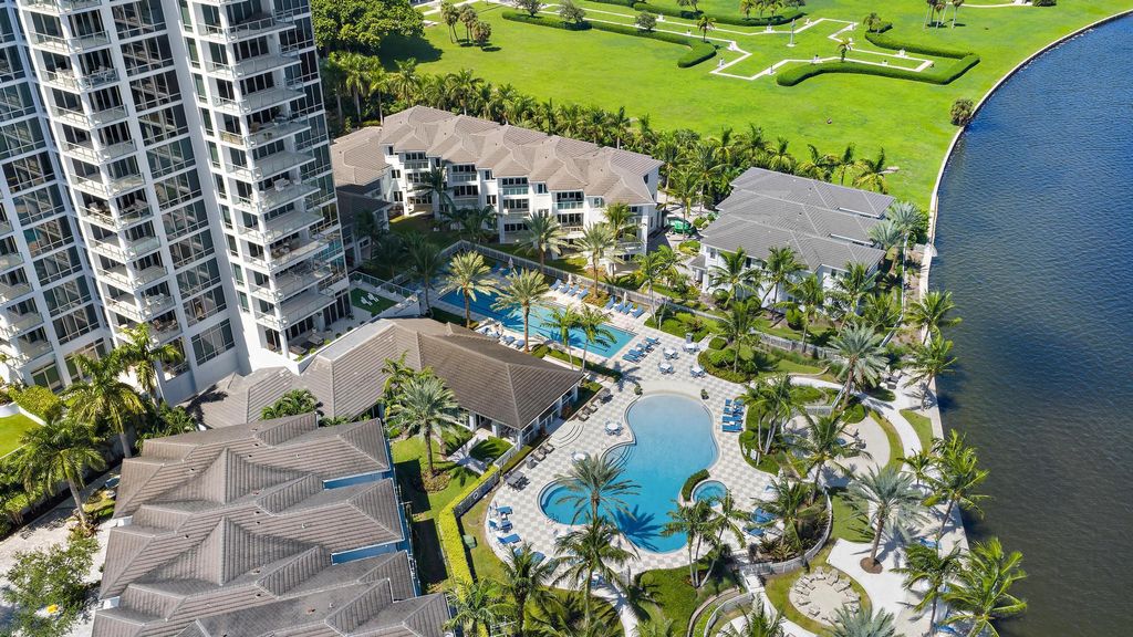 Photo of 108 Water Club Court N, North Palm Beach, FL 33408 (MLS # R11131554)