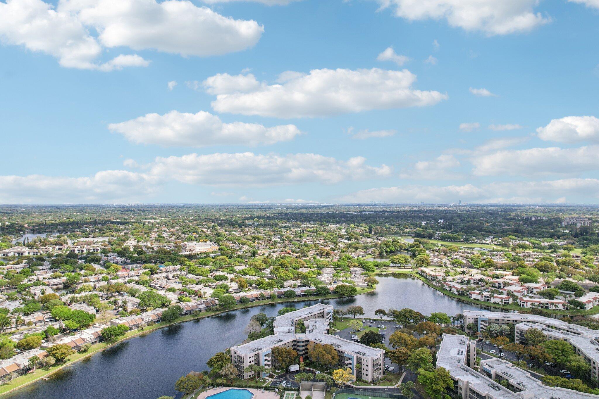 COLONY POINT 4 CONDO - Residential