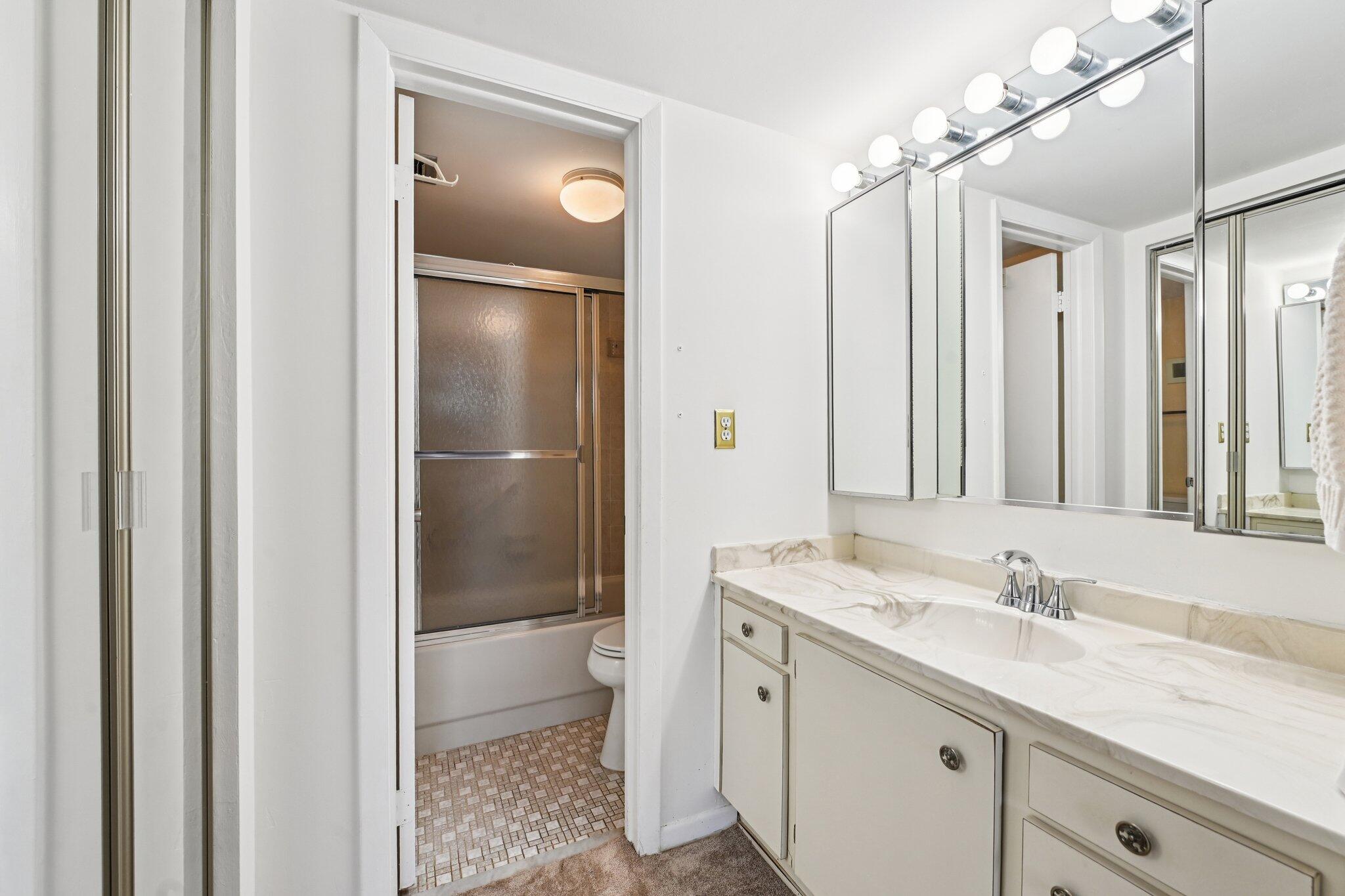 COLONY POINT 4 CONDO - Residential