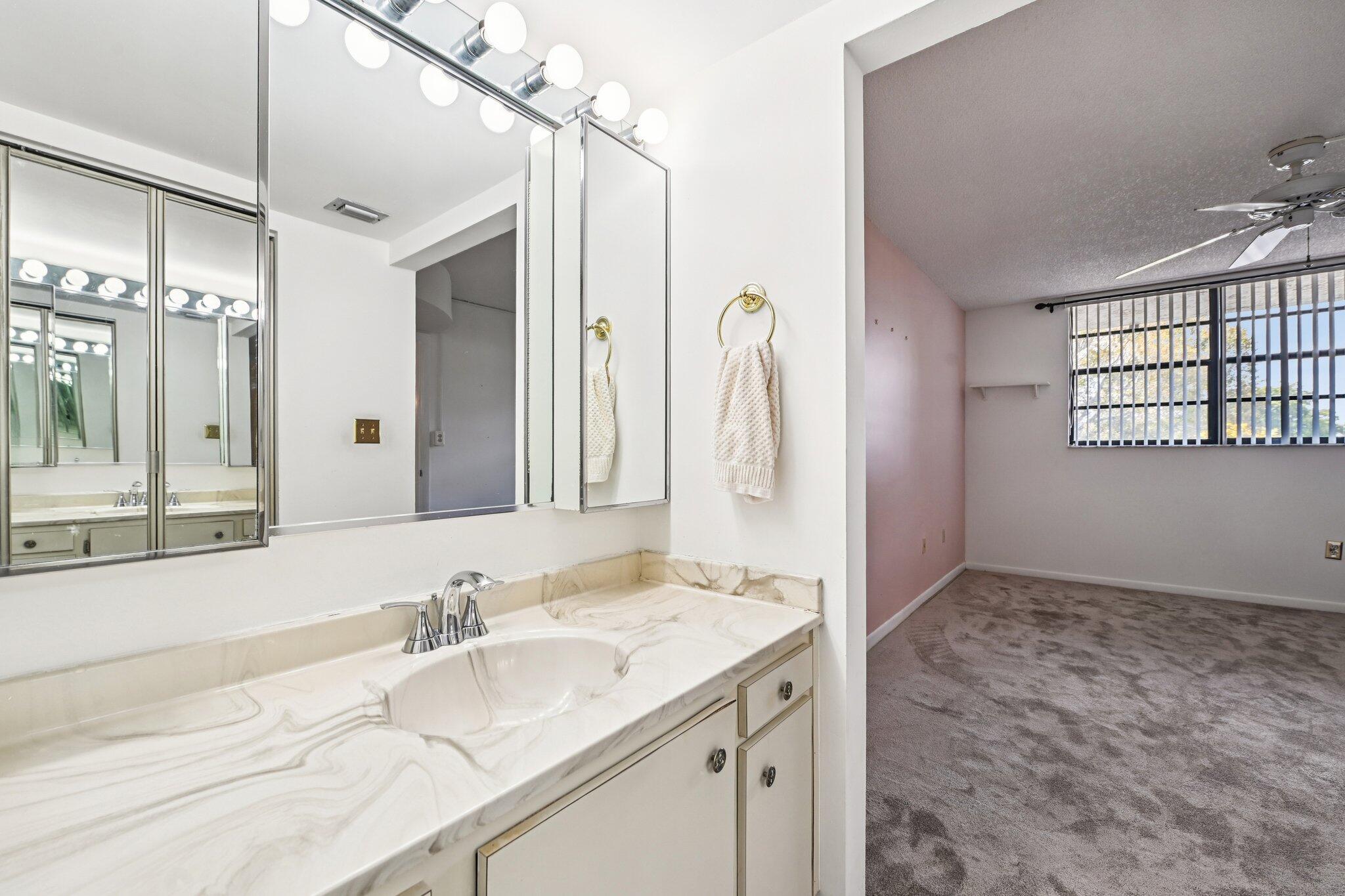 COLONY POINT 4 CONDO - Residential