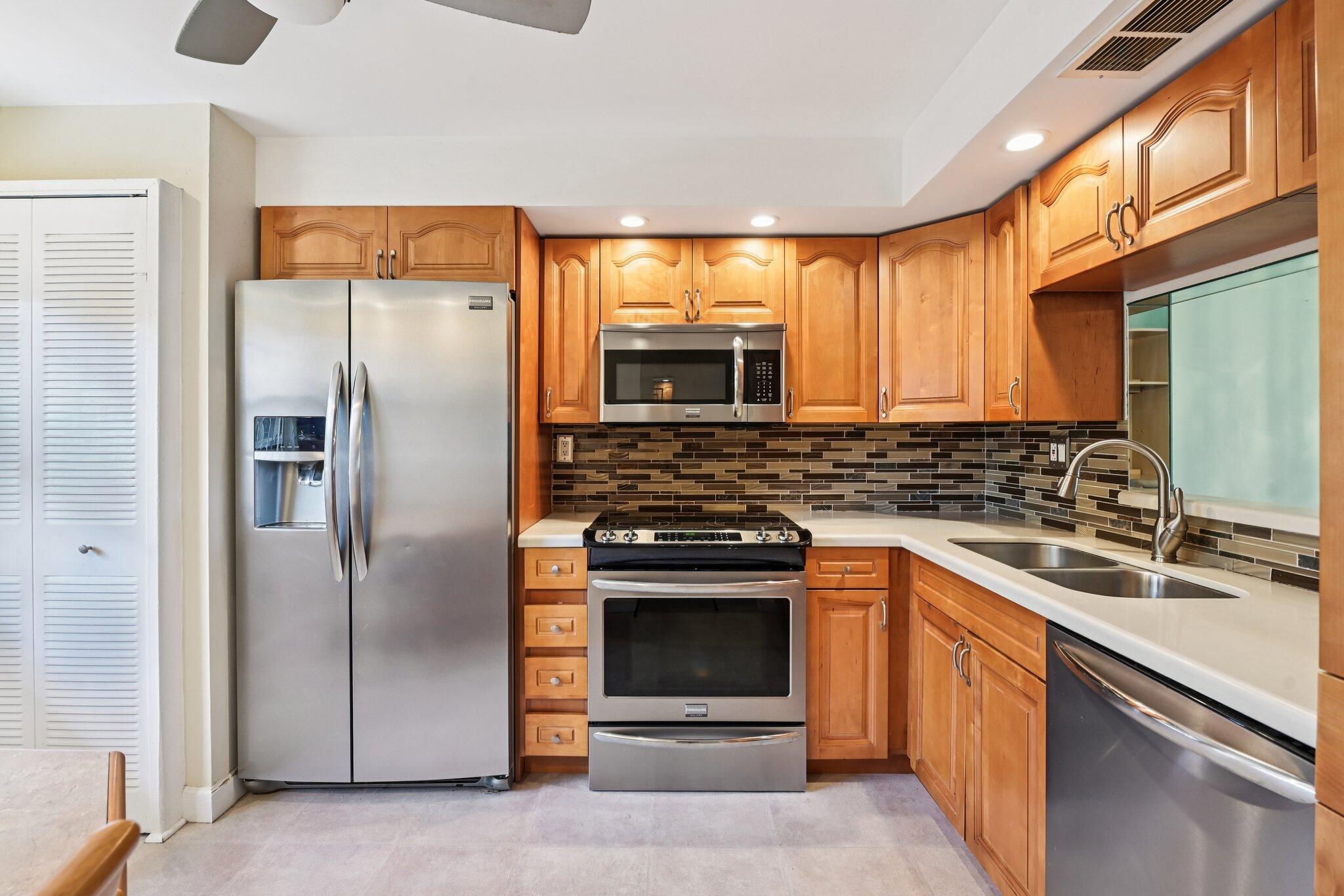 1101 Colony Point Circle 404