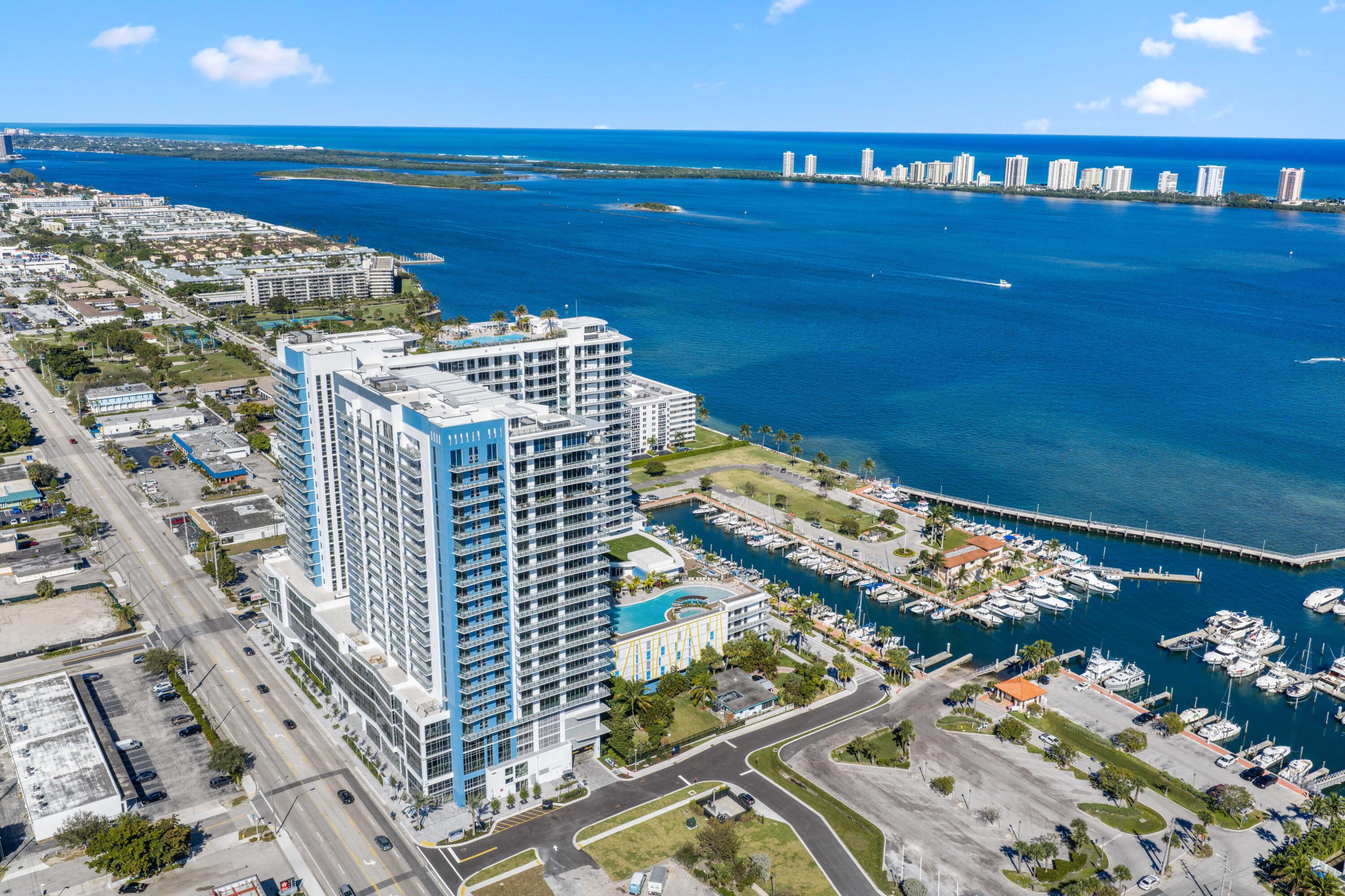 Nautilus 220 Condominium - Residential