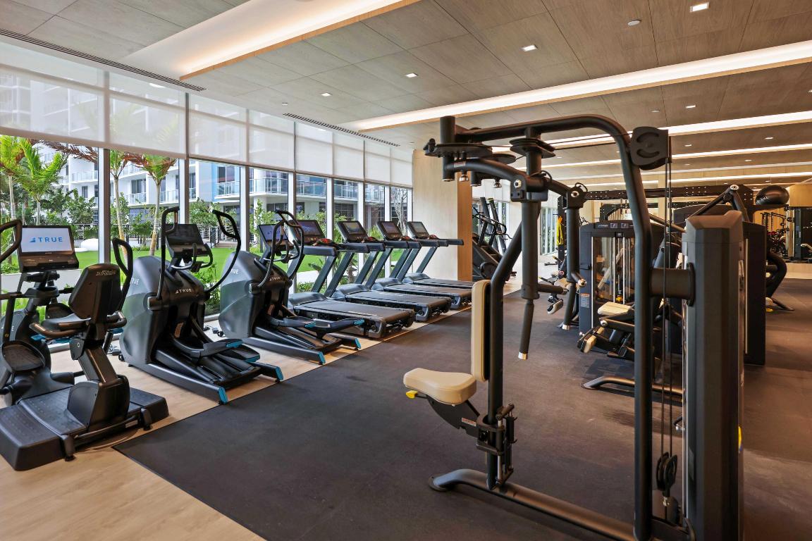 Nautilus 220 Condominium - Residential