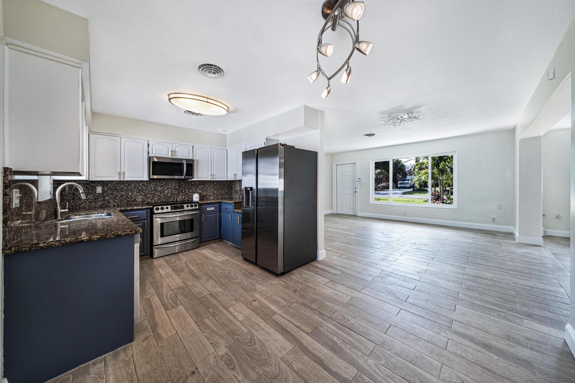 CALIBAN - Residential Lease