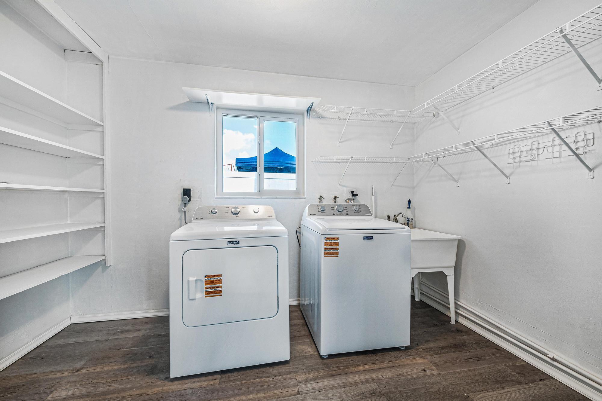 CALIBAN - Residential Lease