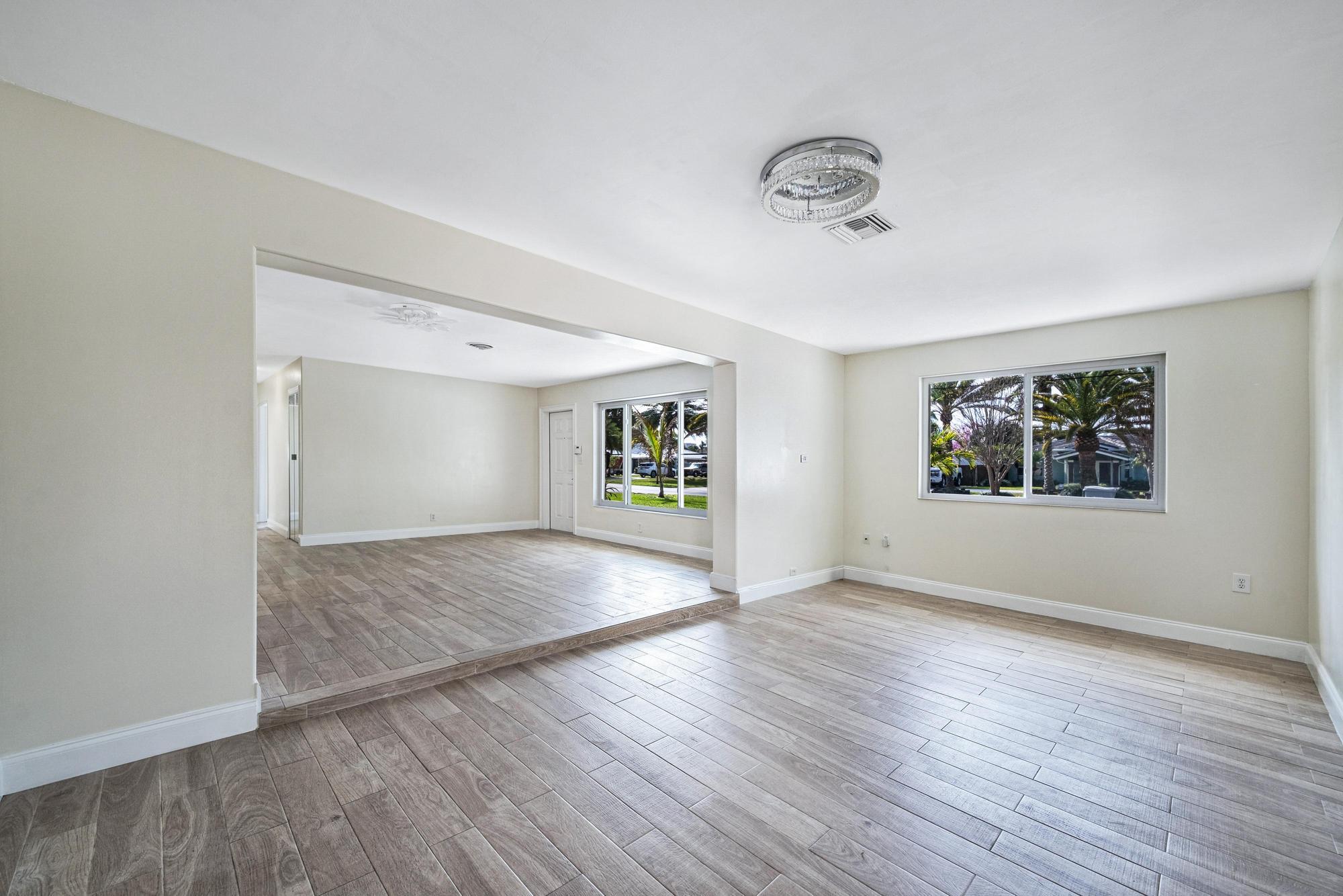 CALIBAN - Residential Lease