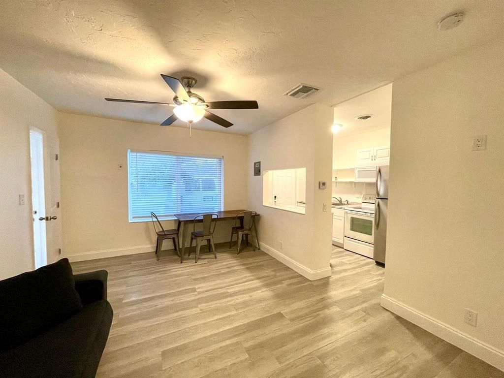 Photo of 828 NE 17th Avenue #2, Fort Lauderdale, FL 33304 (MLS # B26024899)