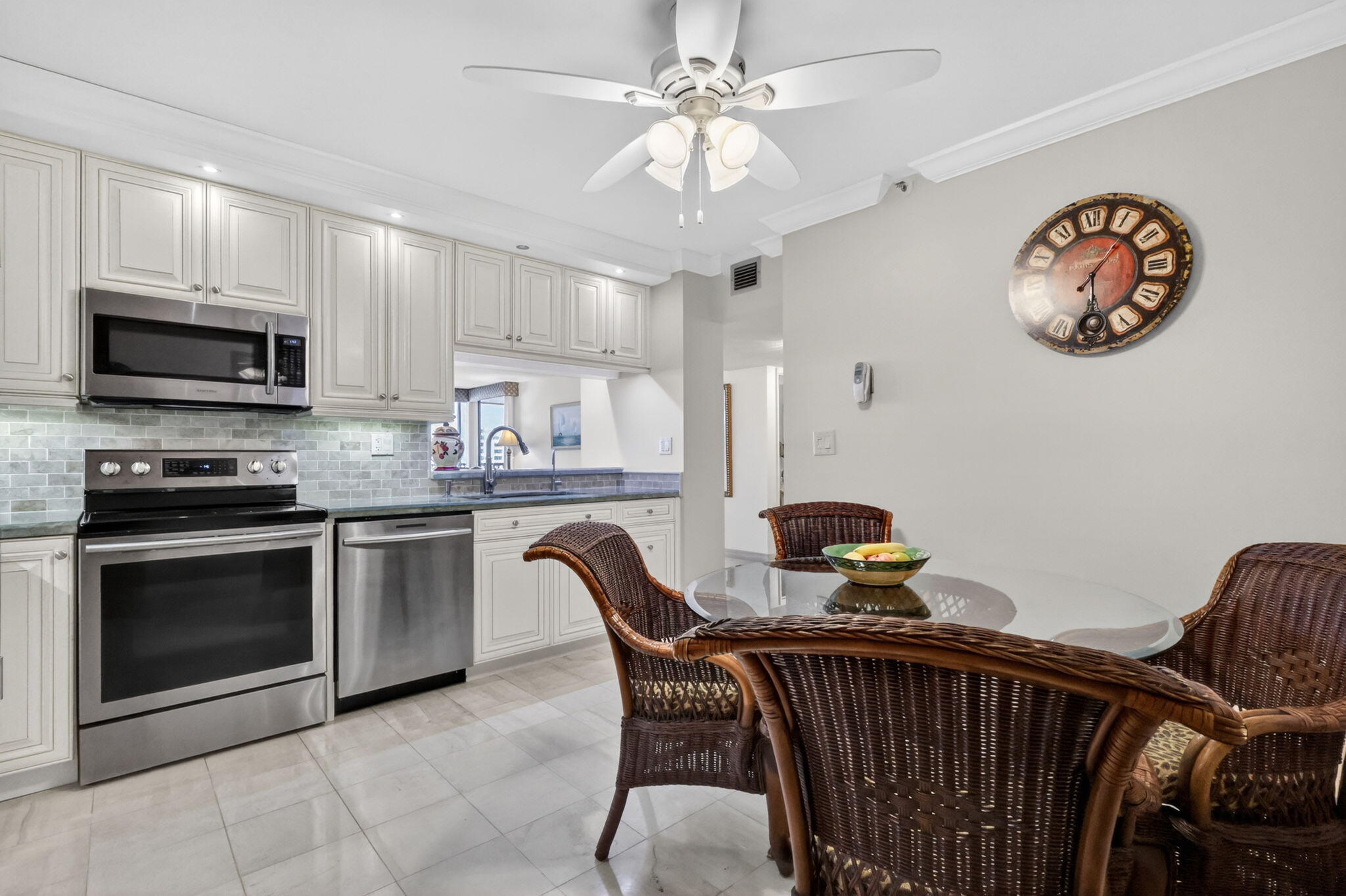 CORONADO AT HIGHLAND BEACH CONDO - Residential Lease