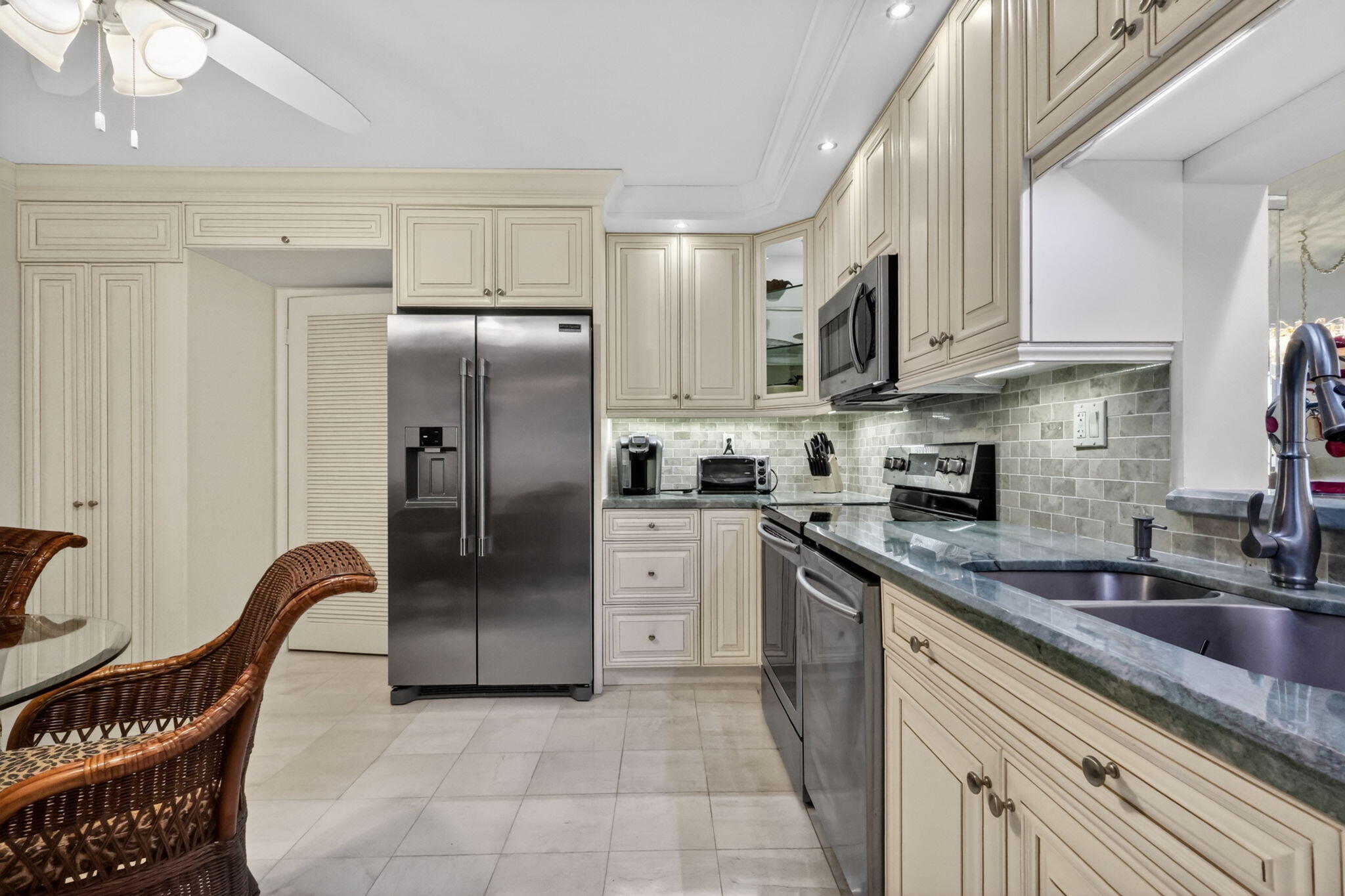 CORONADO AT HIGHLAND BEACH CONDO - Residential Lease