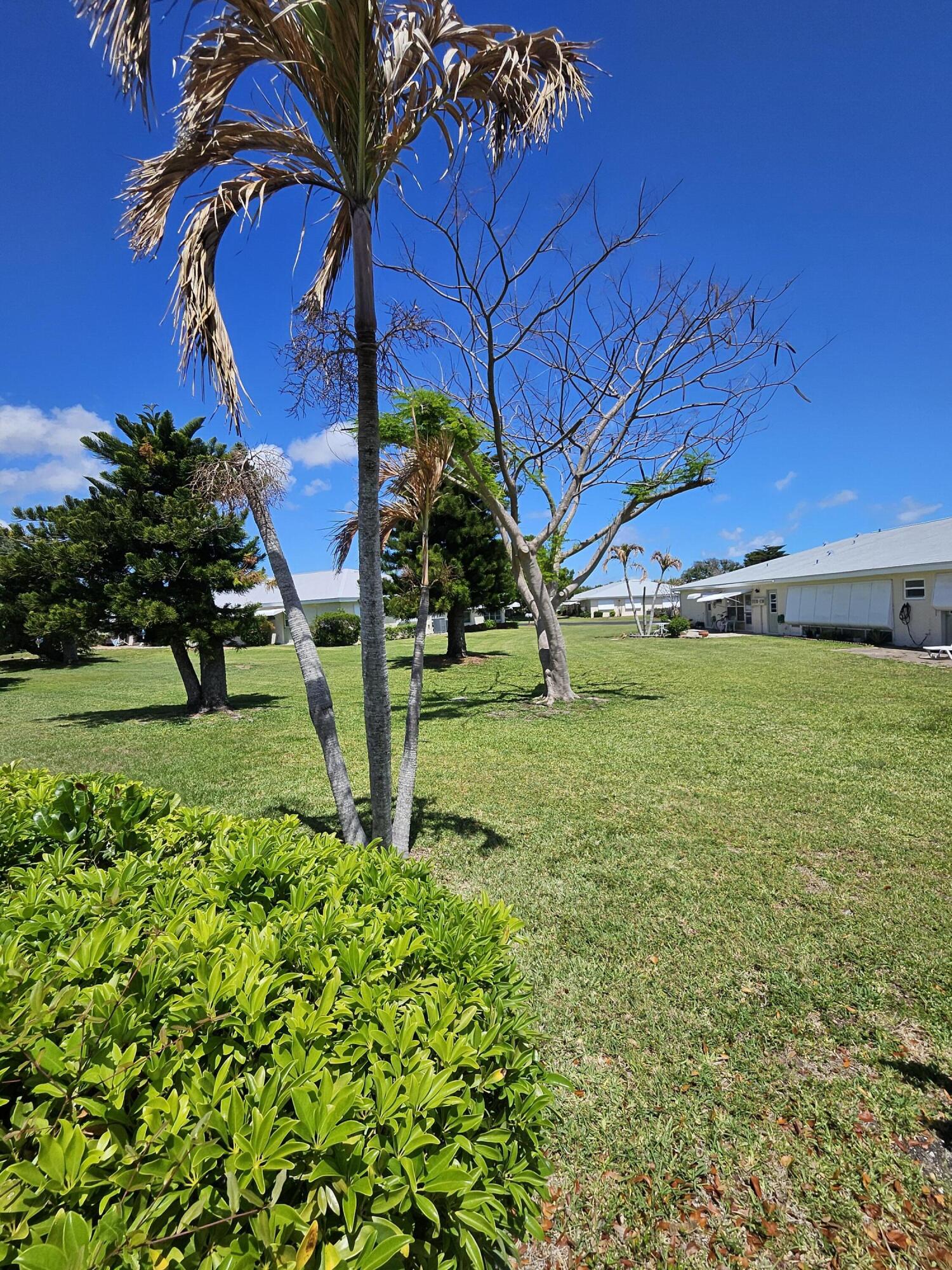 HIGH POINT OF FORT PIERCE CONDOMINIUM SECTION 1 - Residential