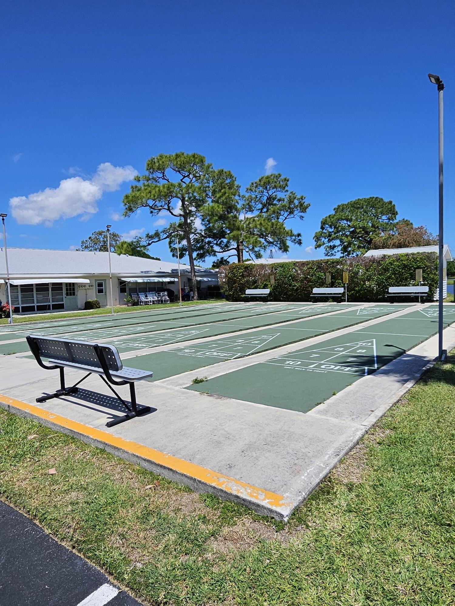 HIGH POINT OF FORT PIERCE CONDOMINIUM SECTION 1 - Residential