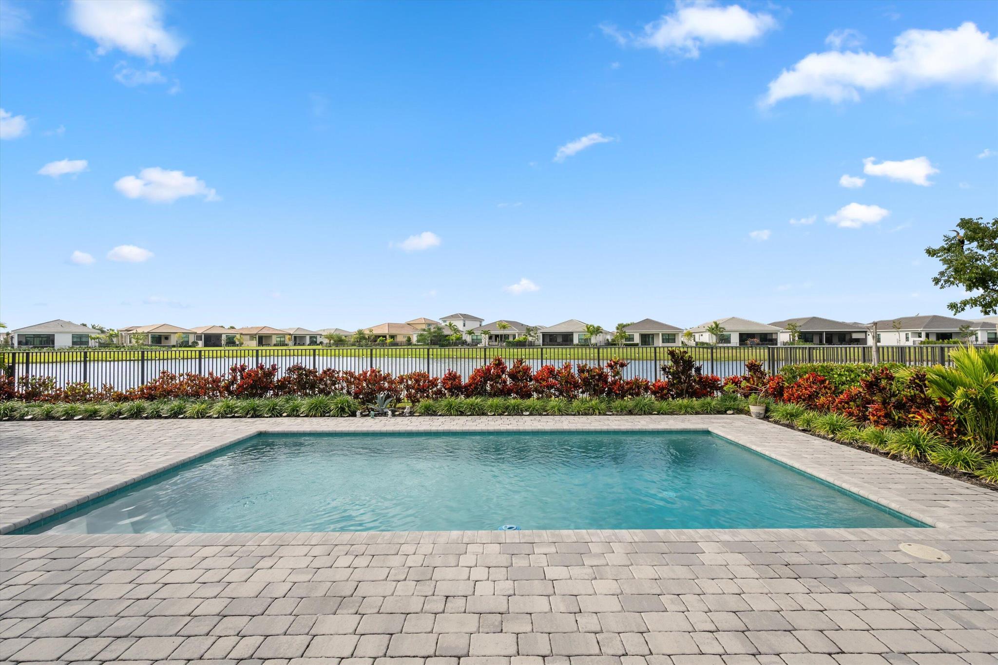 ORCHARDS OF WESTLAKE PHAS - Residential