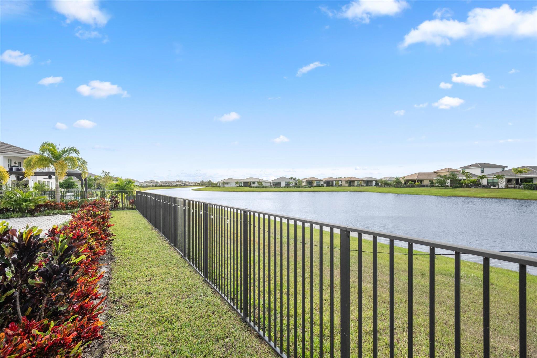 ORCHARDS OF WESTLAKE PHAS - Residential