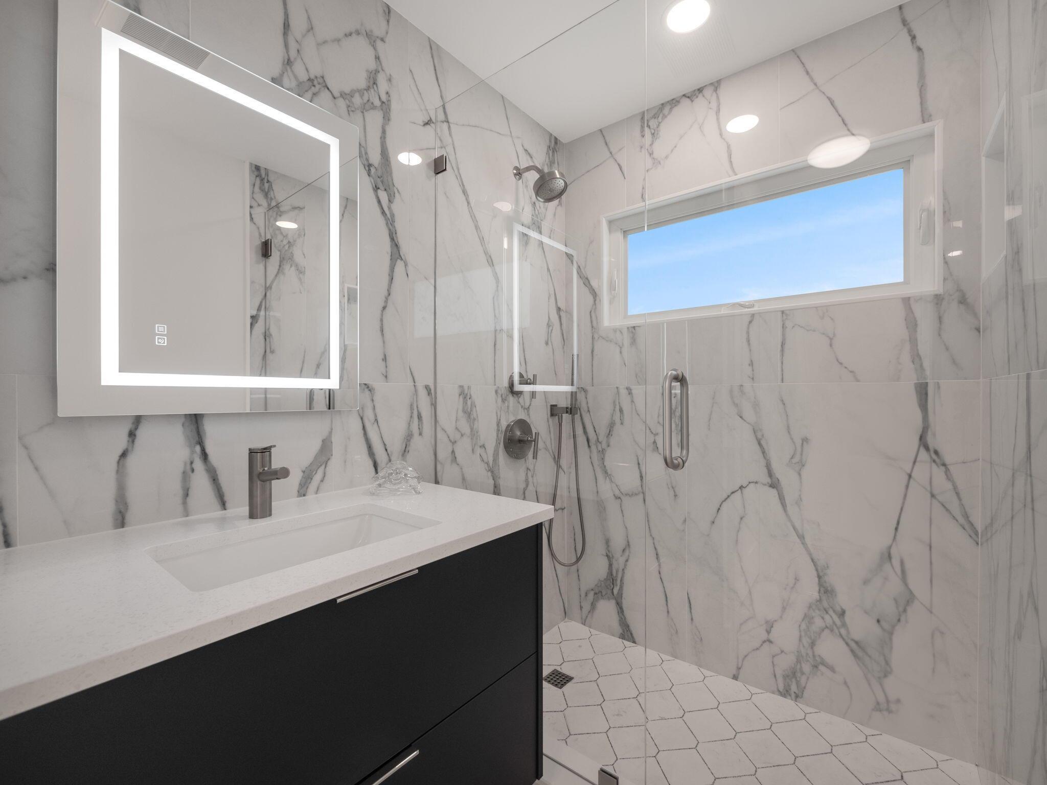 OCEAN WALK PLACE PH II - Residential