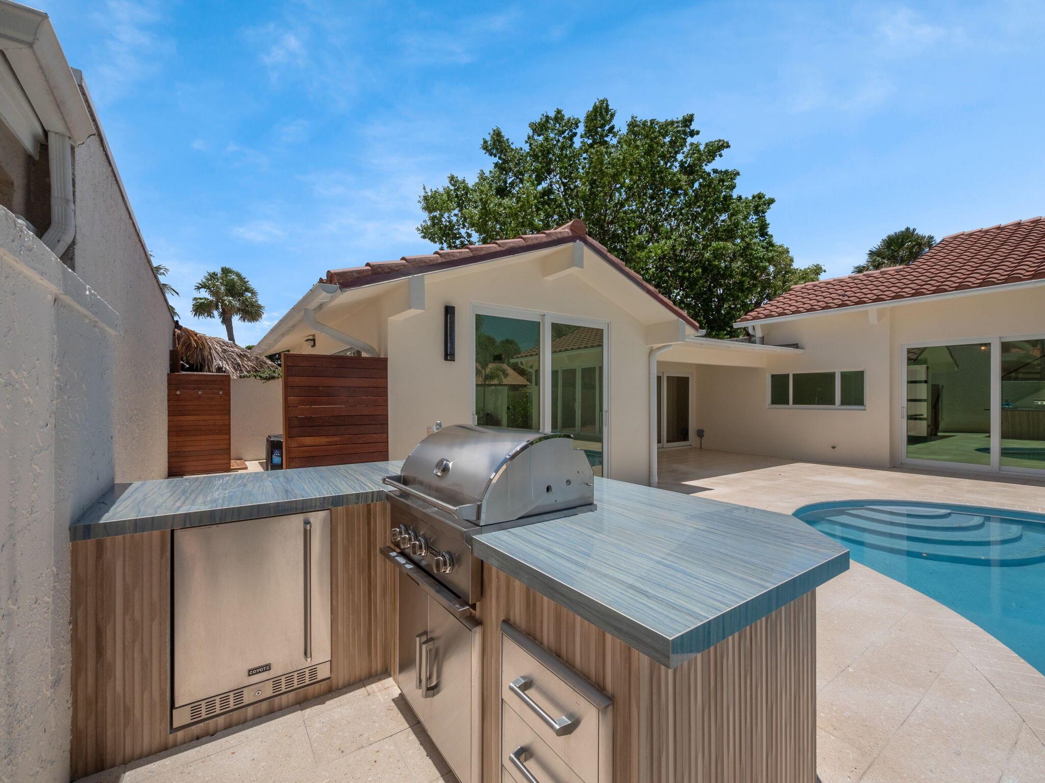 OCEAN WALK PLACE PH II - Residential