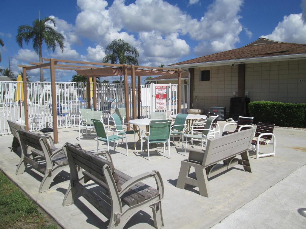 NORTHERN PINES MOBILE HOME PARK 3 - Residential