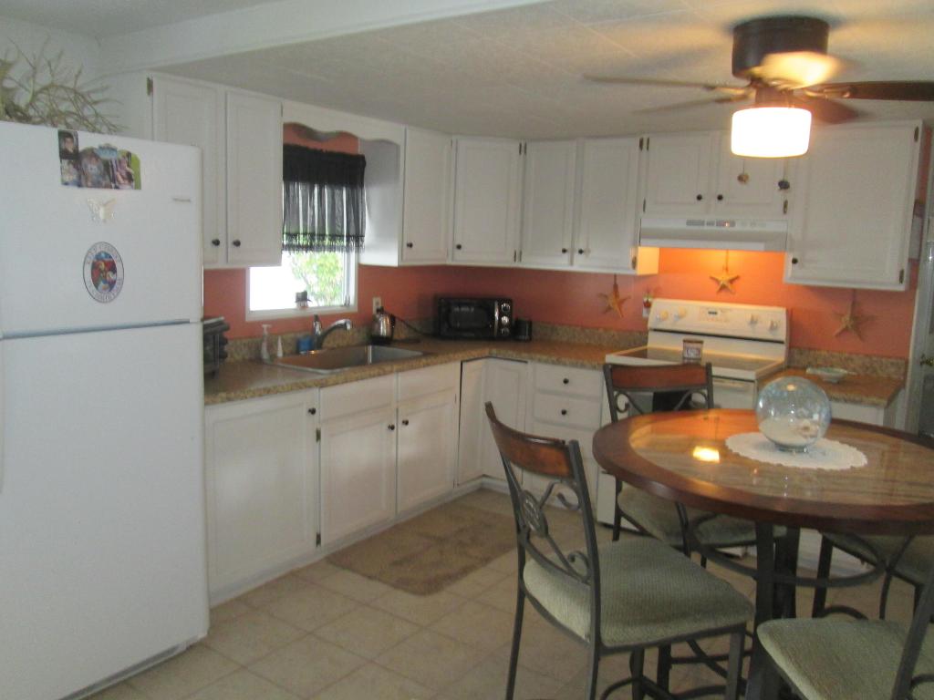 NORTHERN PINES MOBILE HOME PARK 3 - Residential