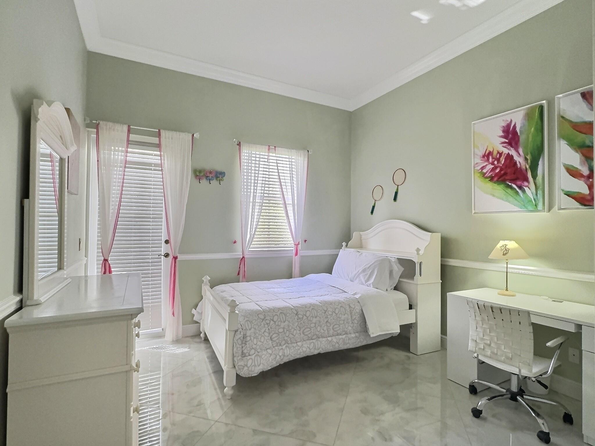 Parkwood Estates - Residential Lease
