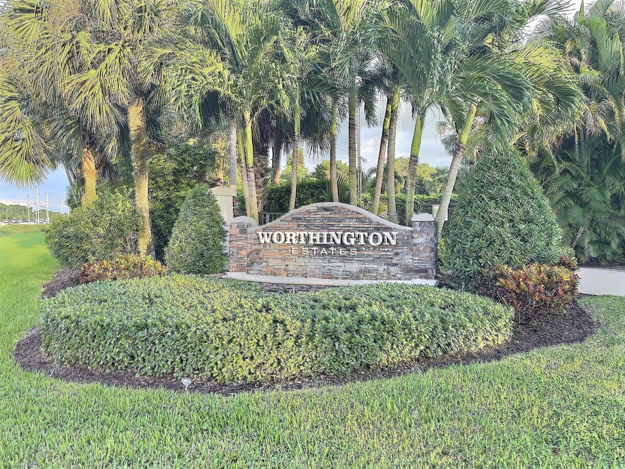 Parkwood Estates - Residential Lease