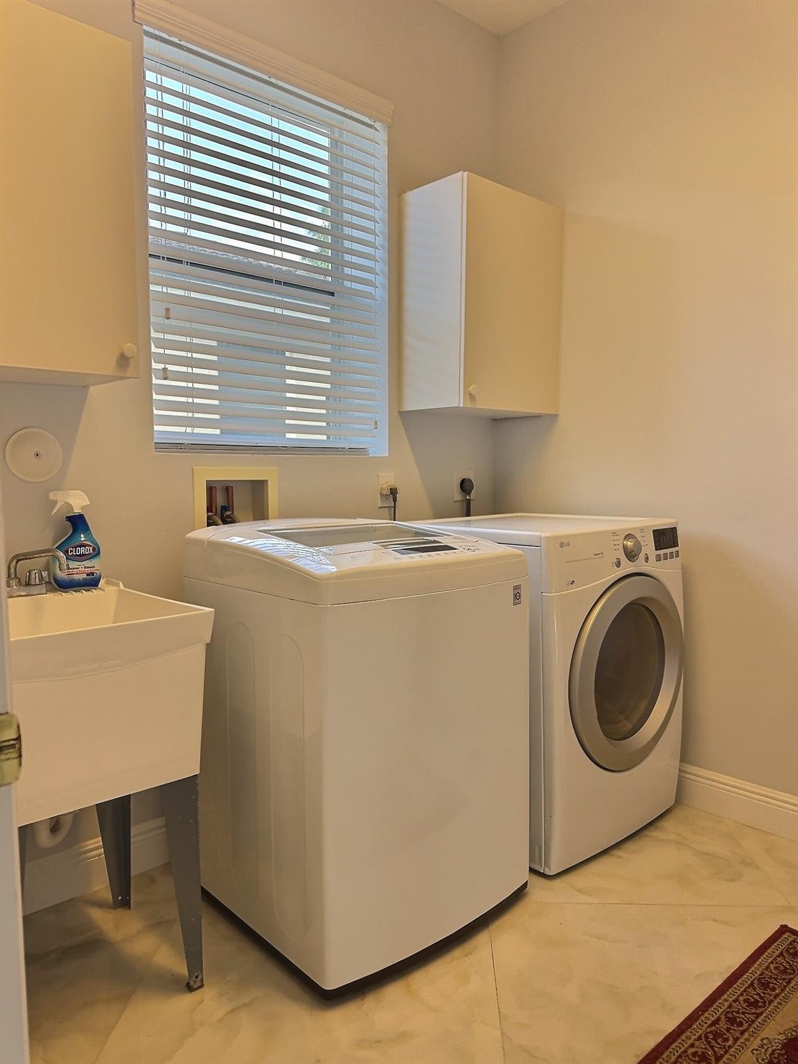 Parkwood Estates - Residential Lease