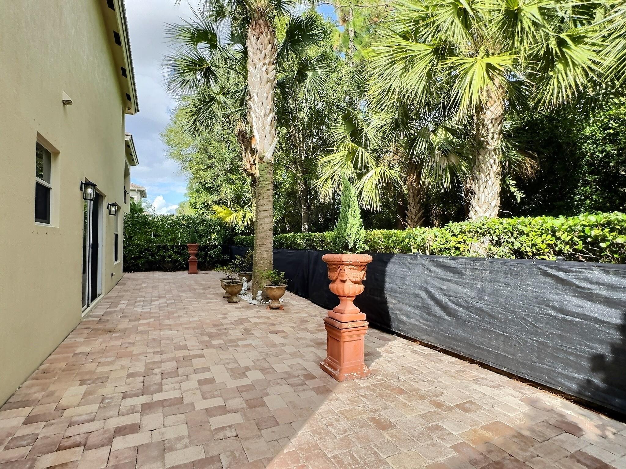 Parkwood Estates - Residential Lease