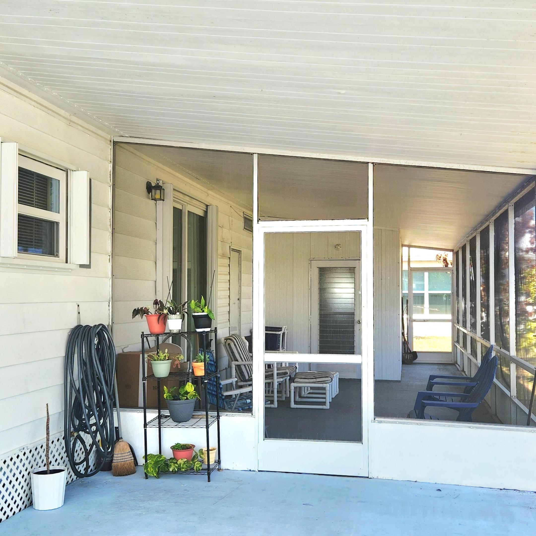 Spanish Lakes Riverfront - Residential