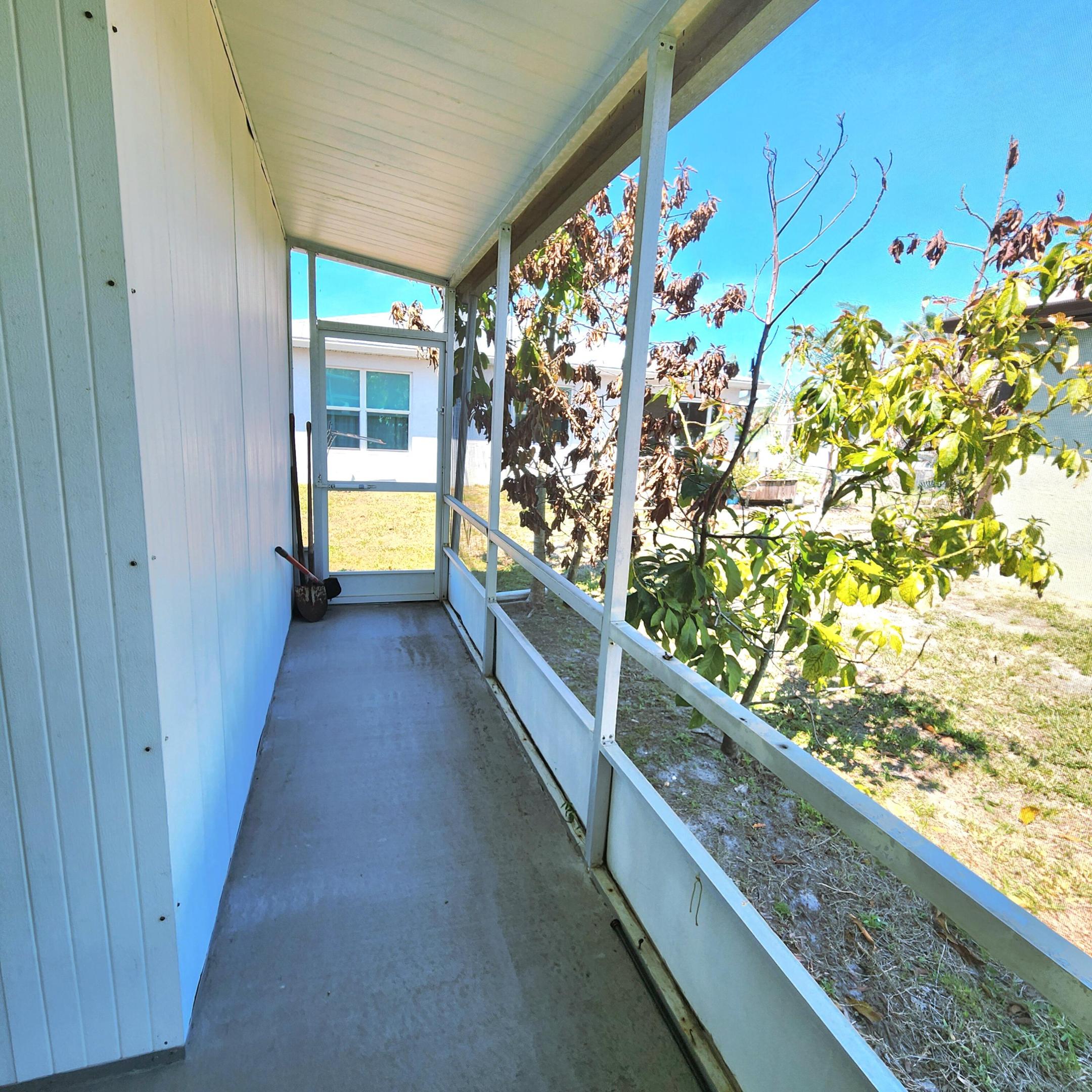 Spanish Lakes Riverfront - Residential