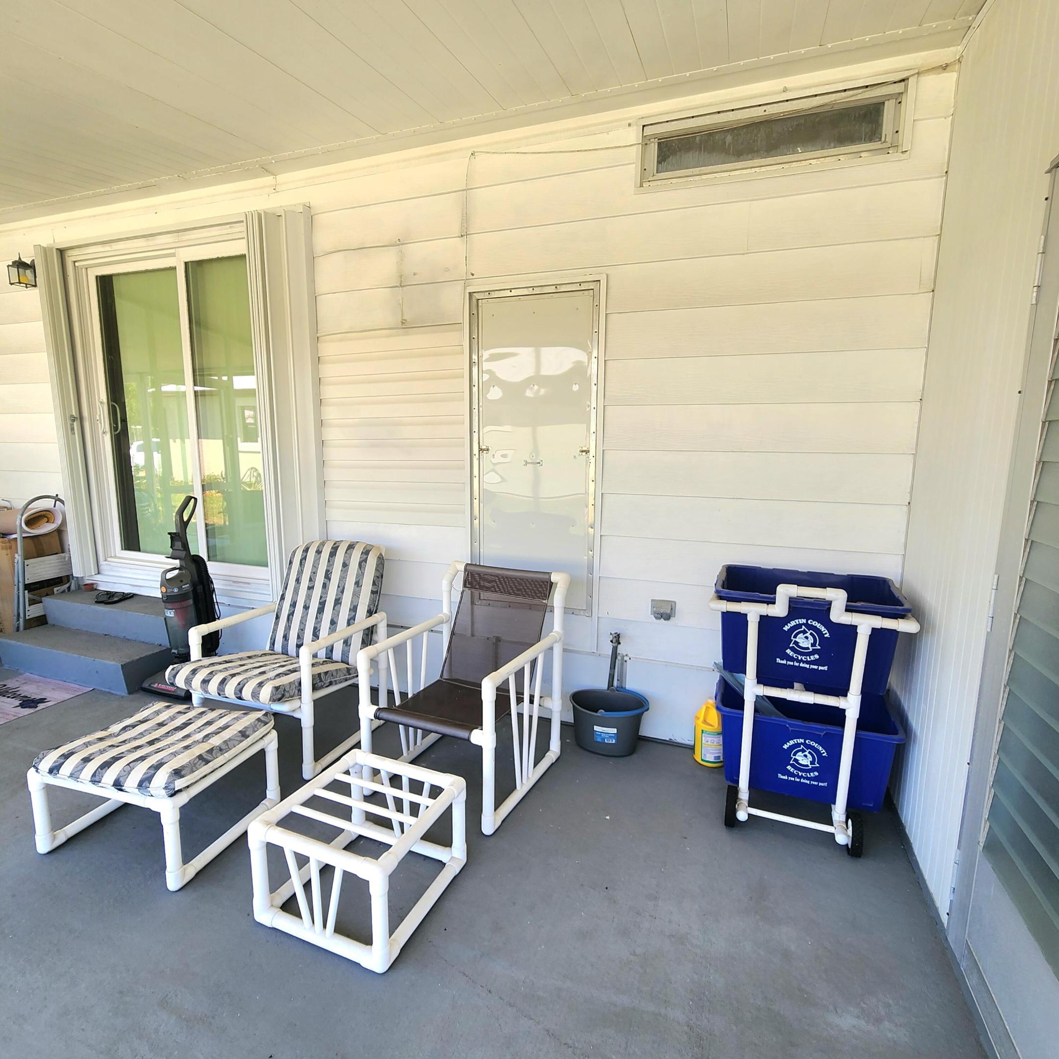 Spanish Lakes Riverfront - Residential