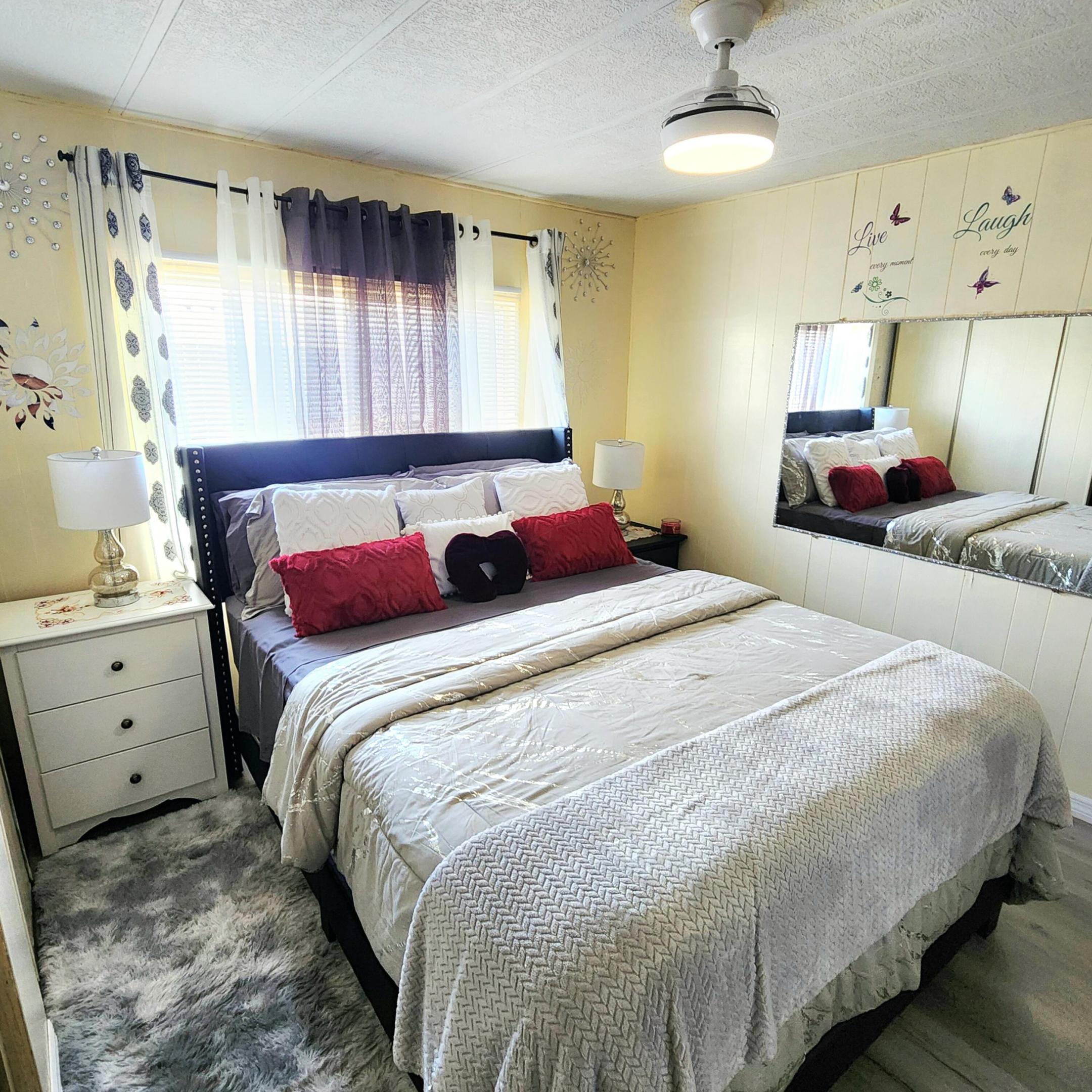 Spanish Lakes Riverfront - Residential