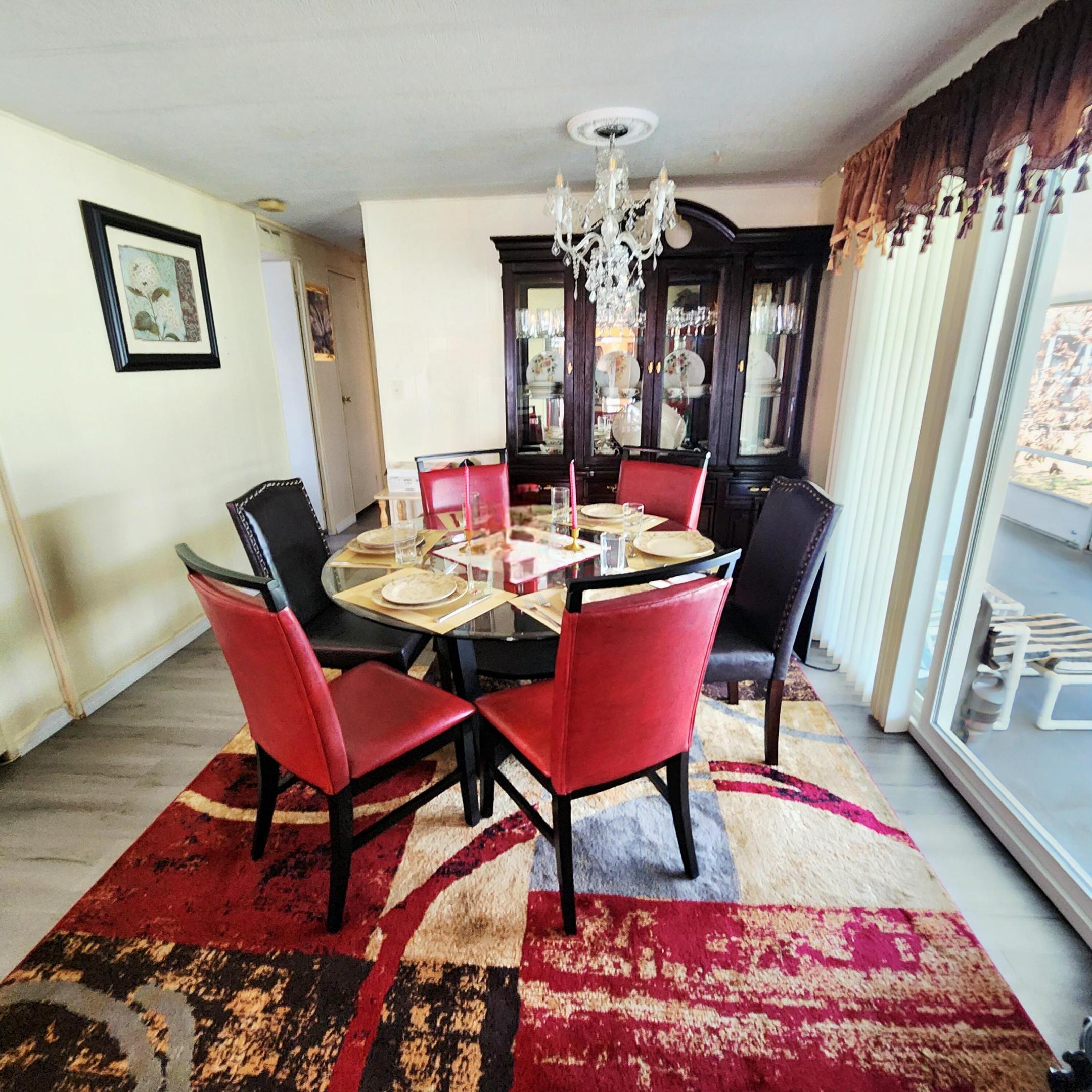 Spanish Lakes Riverfront - Residential