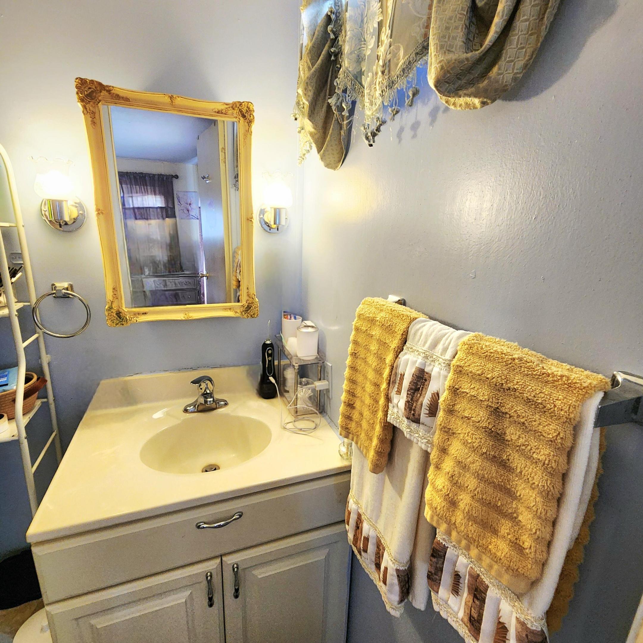 Spanish Lakes Riverfront - Residential