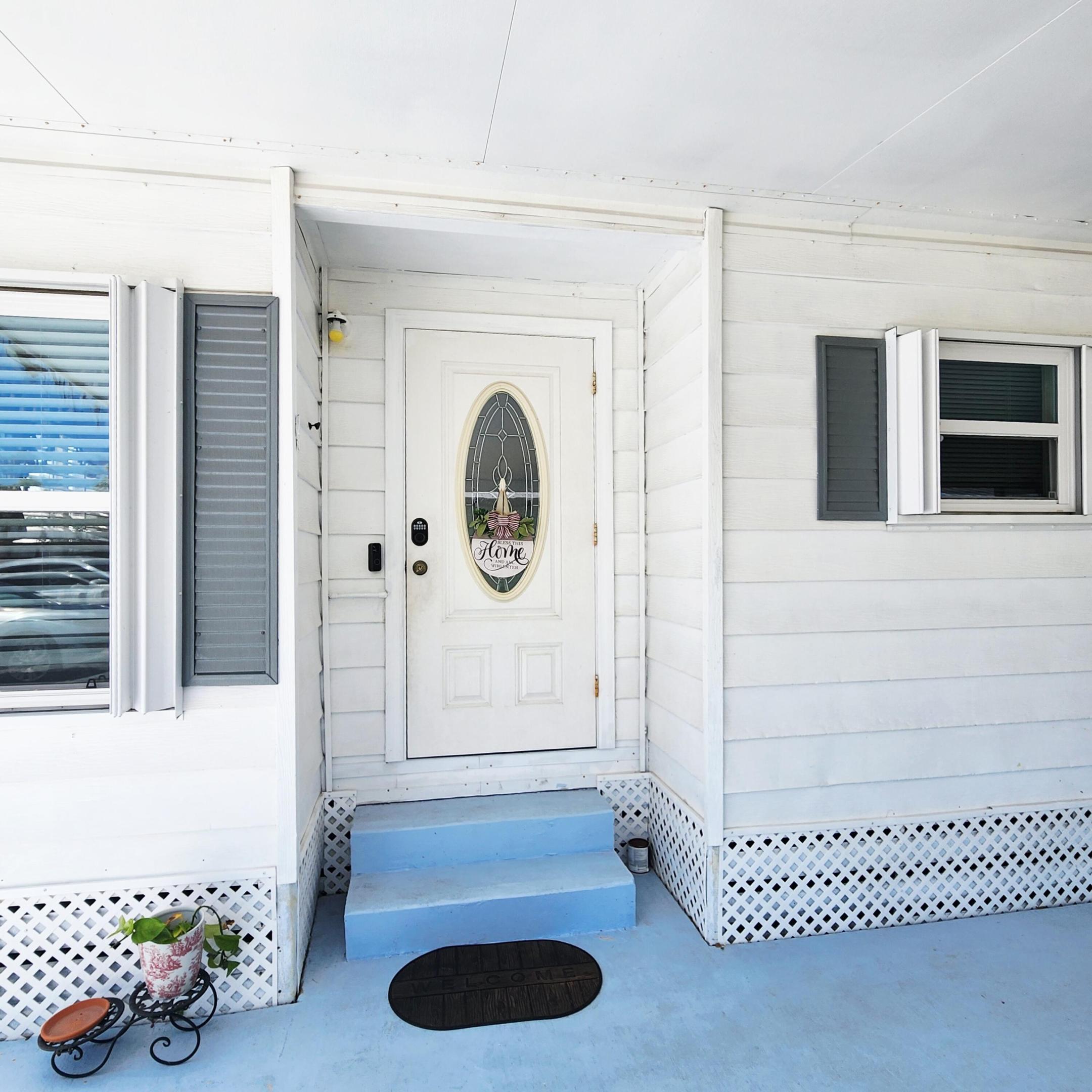 Spanish Lakes Riverfront - Residential