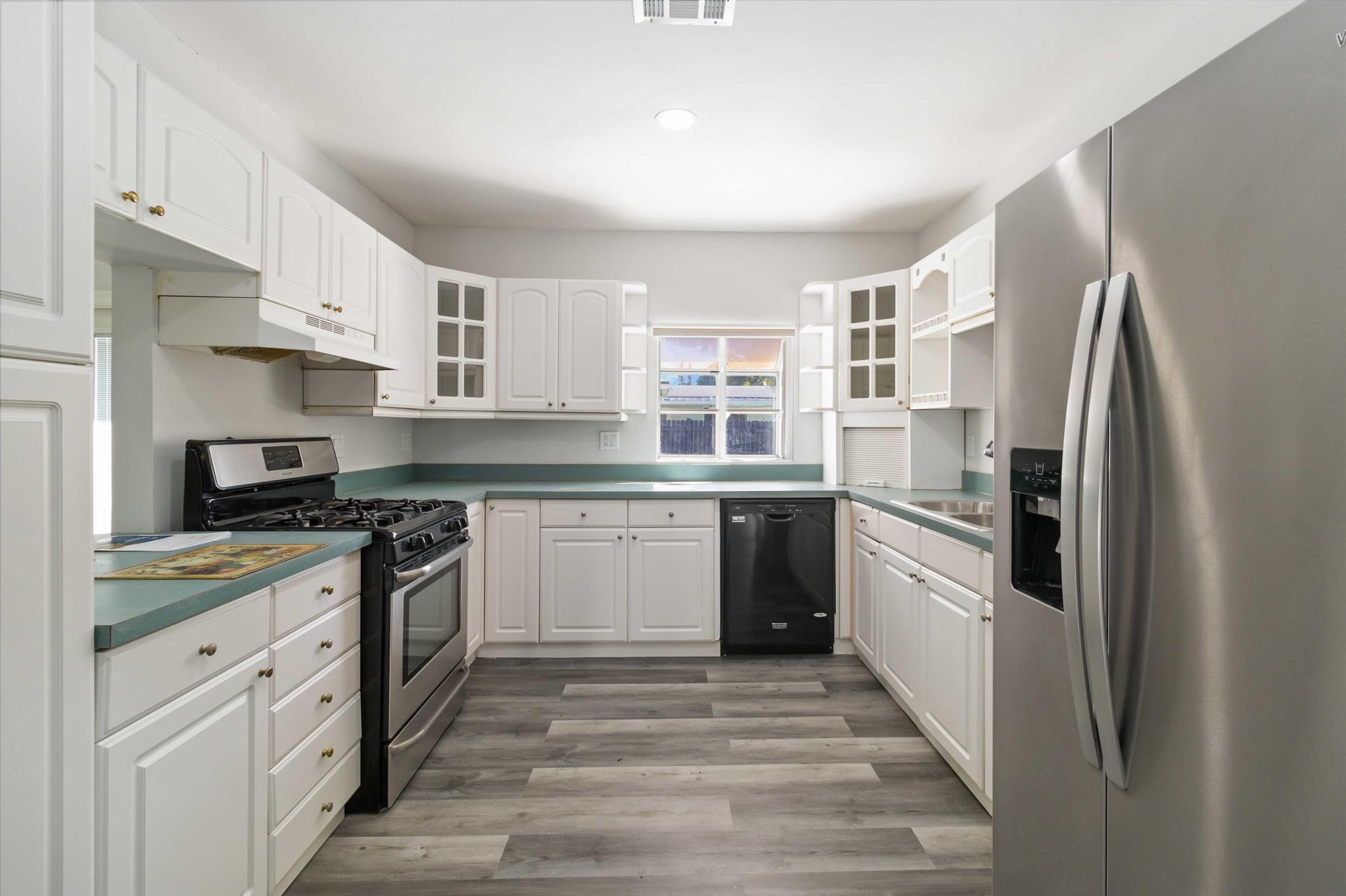 PLANTATION PARK - Residential