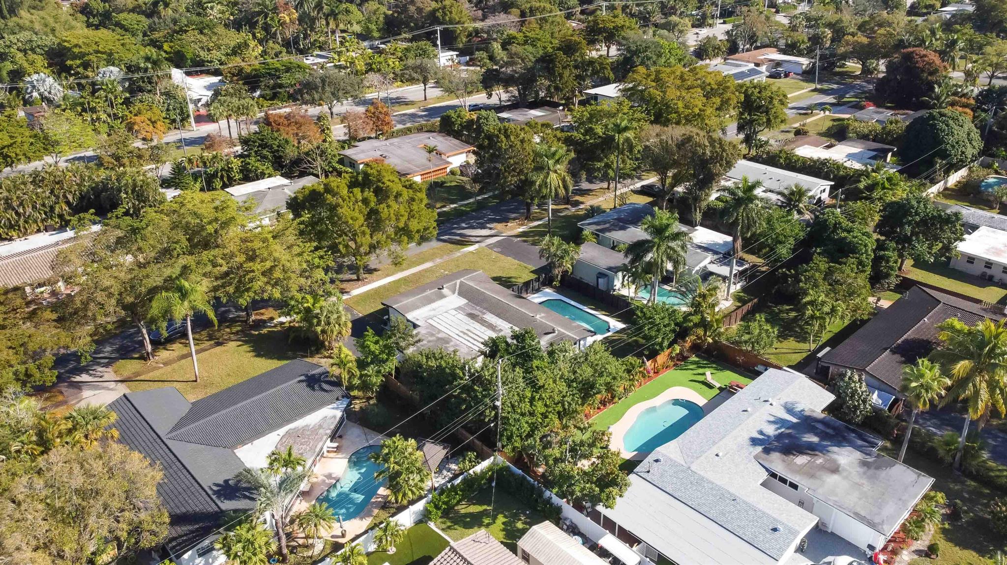 PLANTATION PARK - Residential