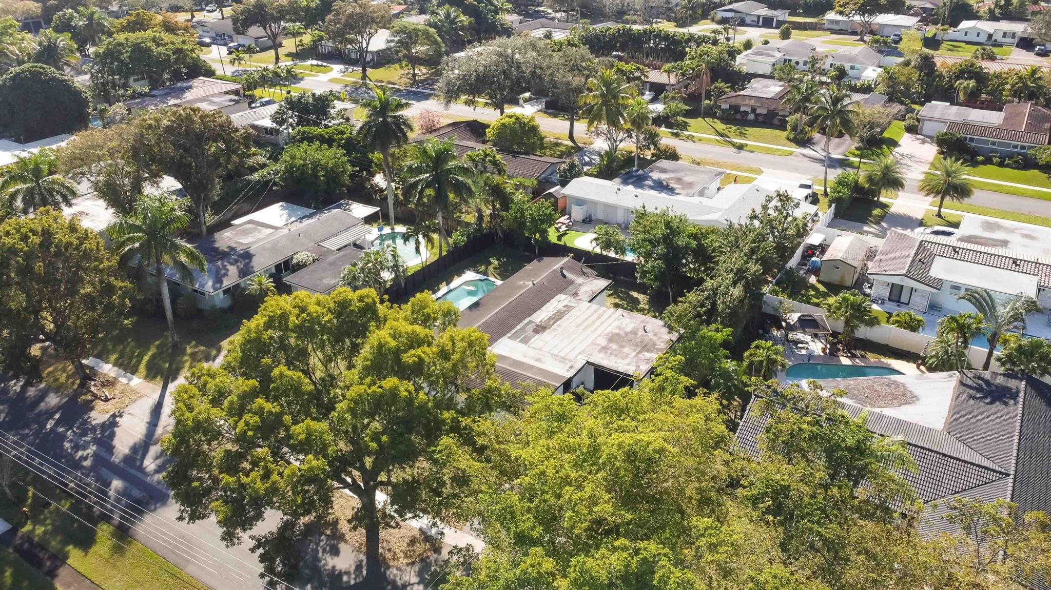 PLANTATION PARK - Residential