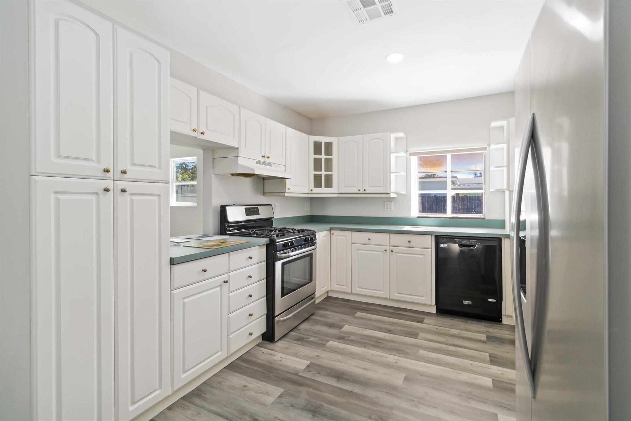 PLANTATION PARK - Residential
