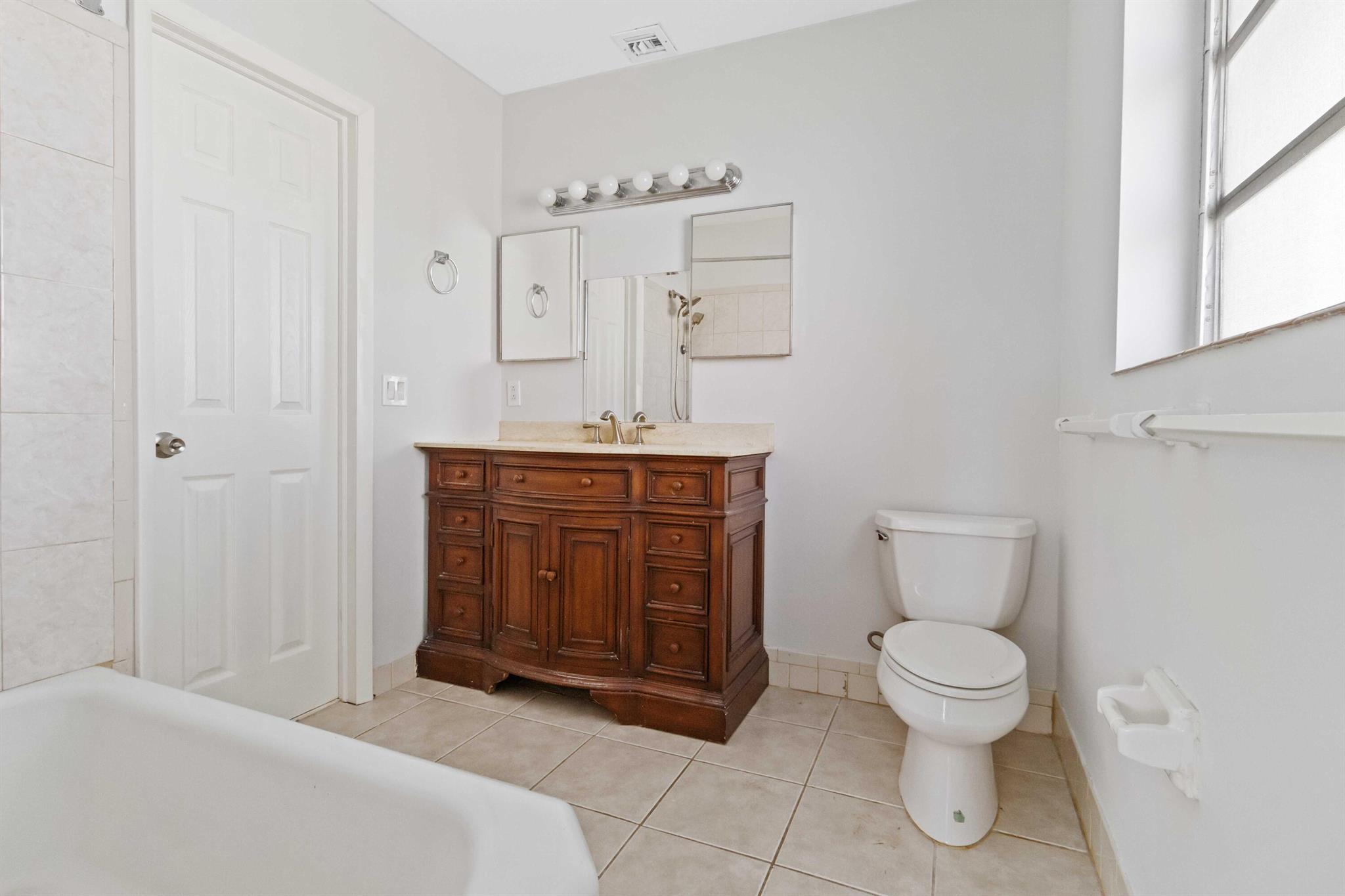 PLANTATION PARK - Residential