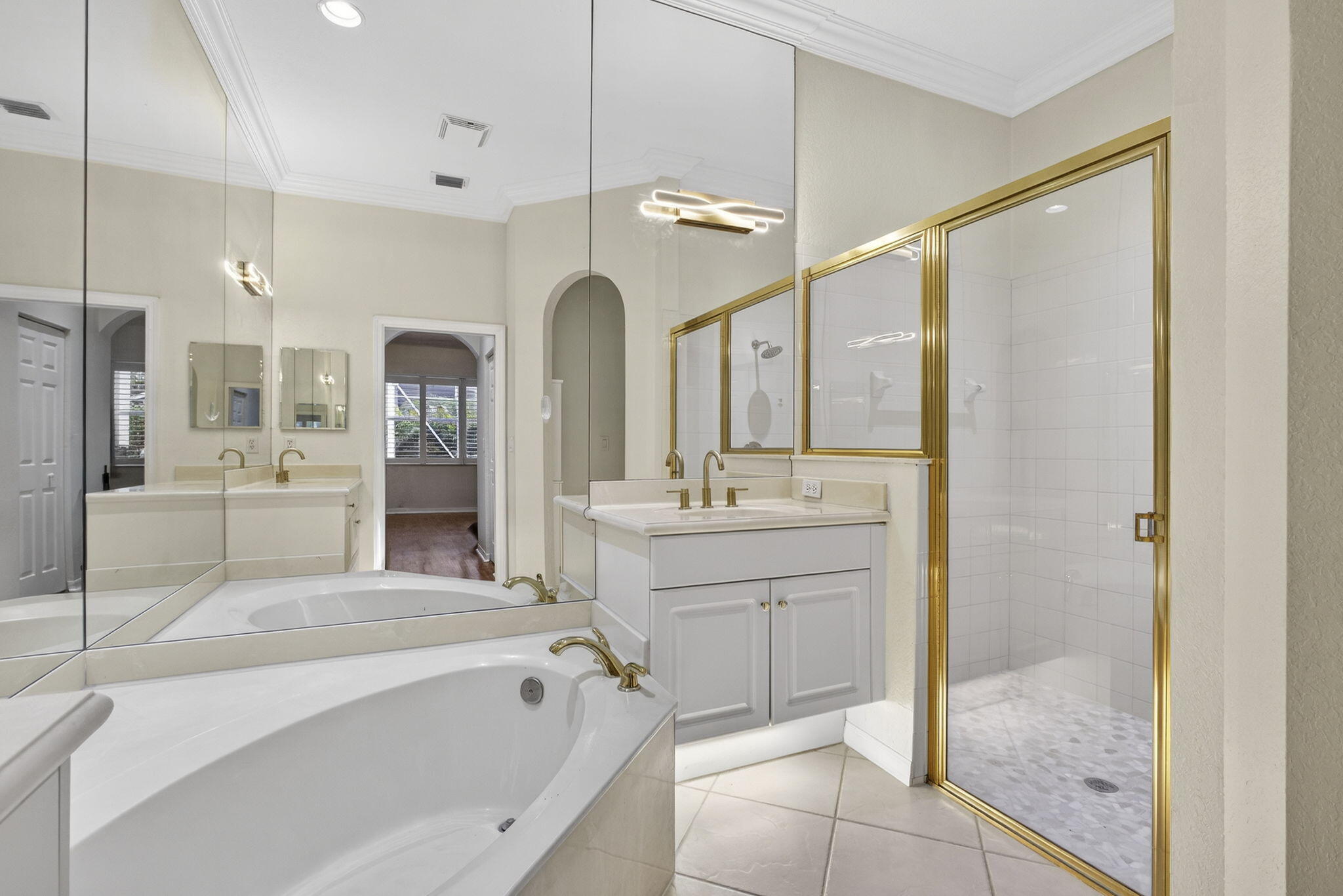 ANDROS ISLE PAR B - Residential Lease