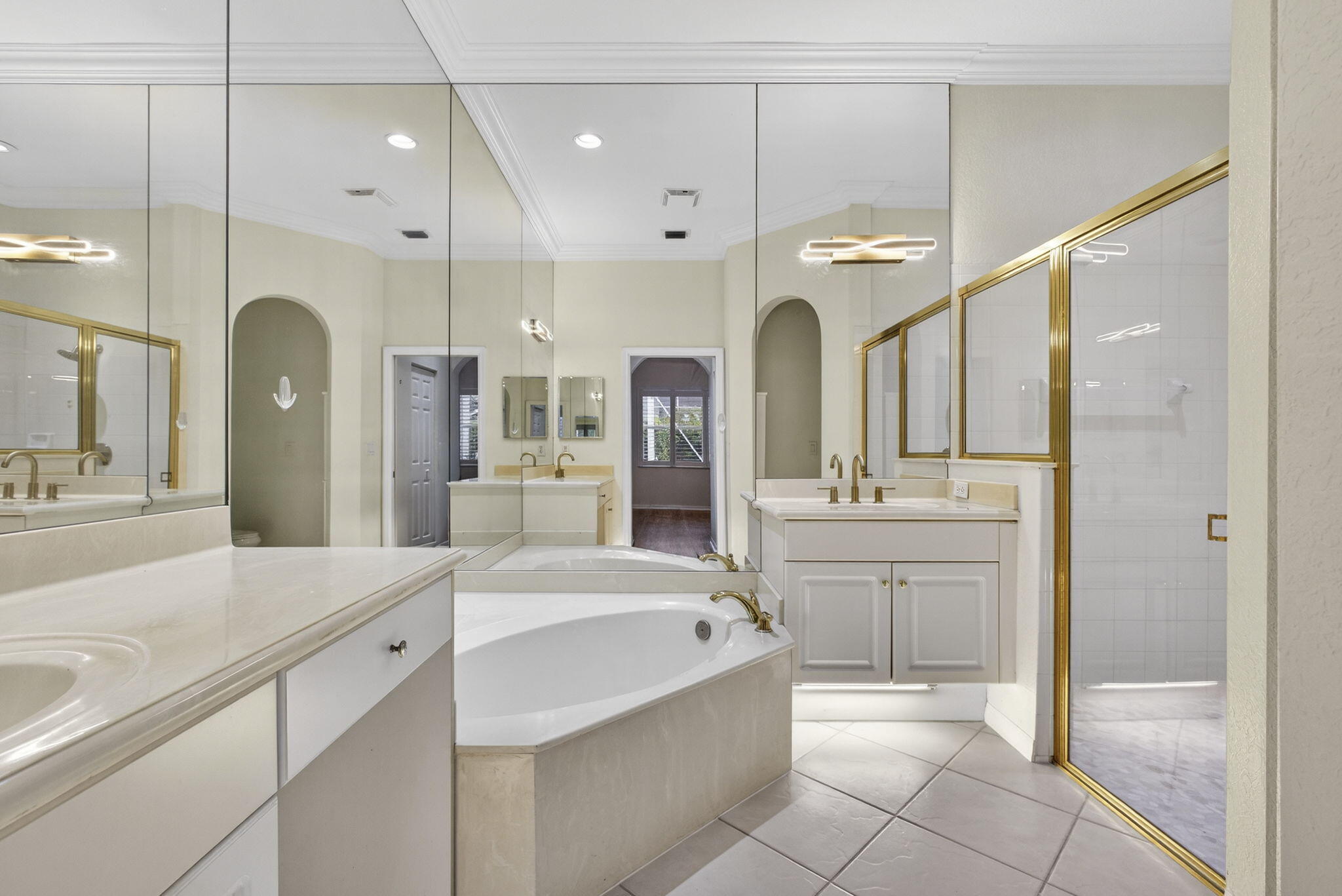 ANDROS ISLE PAR B - Residential Lease