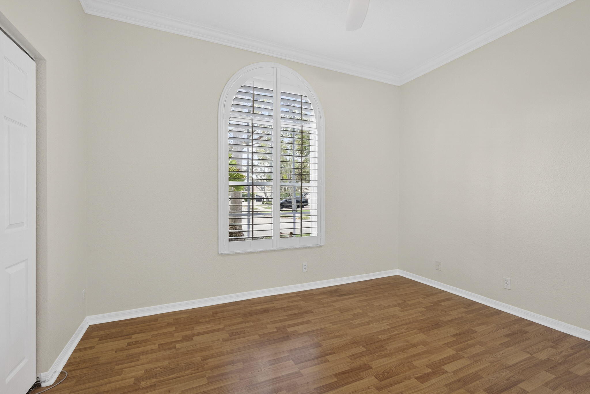 ANDROS ISLE PAR B - Residential Lease