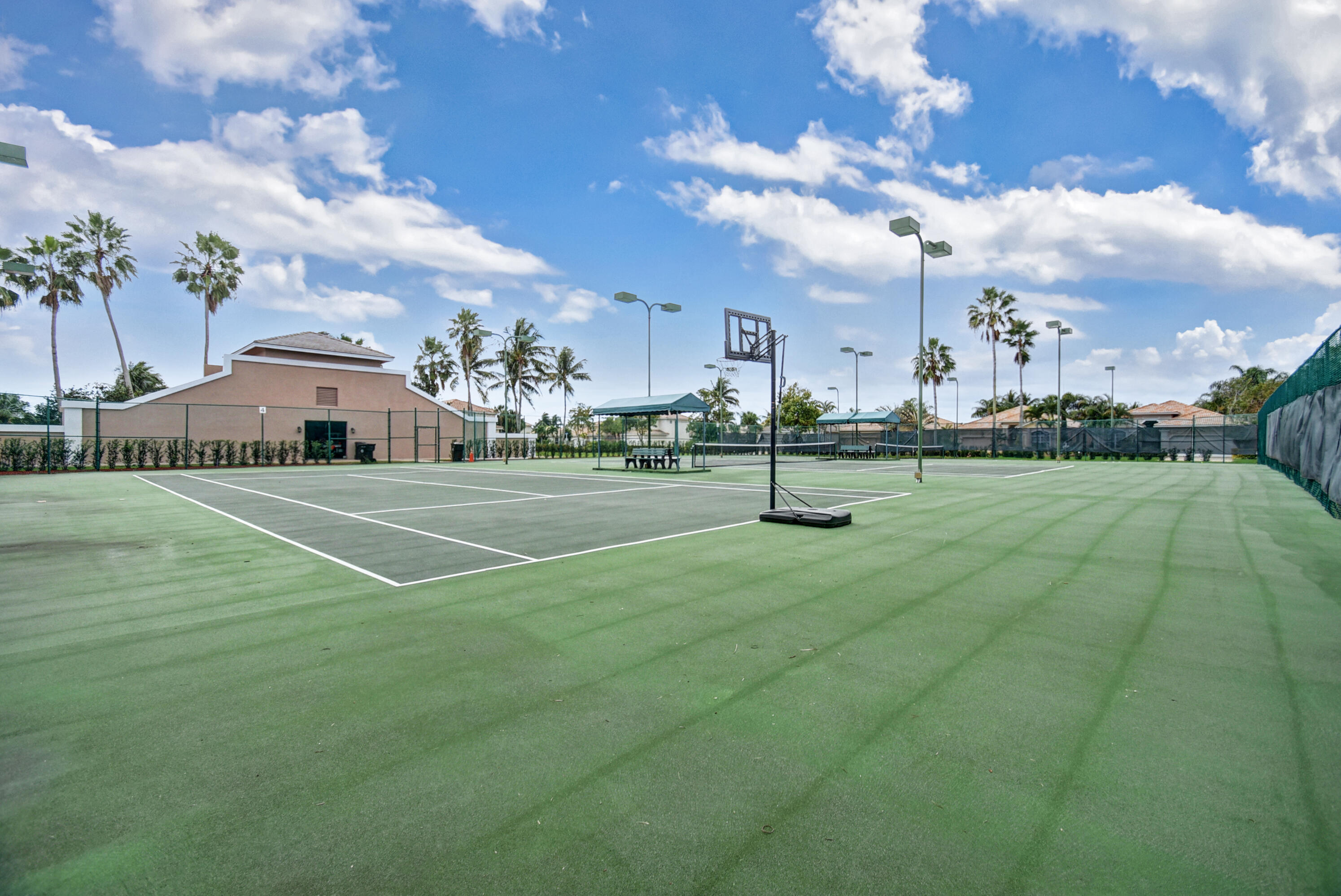 ANDROS ISLE PAR B - Residential Lease