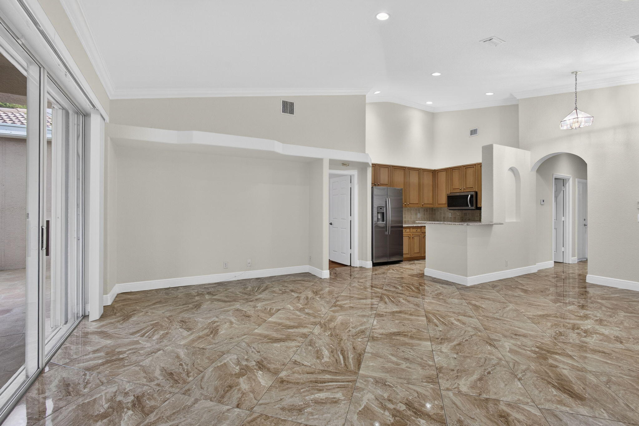 ANDROS ISLE PAR B - Residential Lease