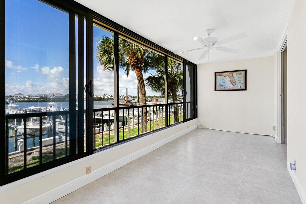 Photo of 1748 Jupiter Cove Drive #220, Jupiter, FL 33469 (MLS # R10984654)