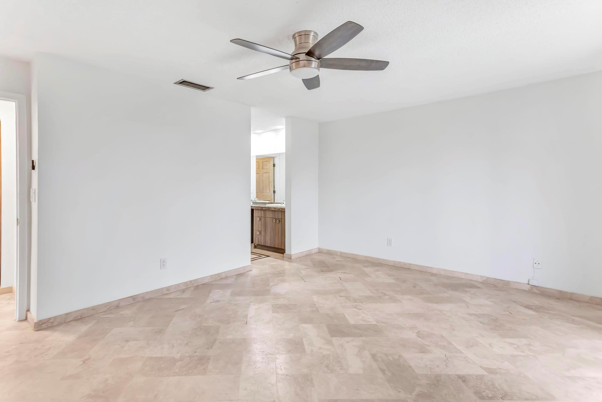 TOWN PLACE CONDO I AND II - Residential Lease