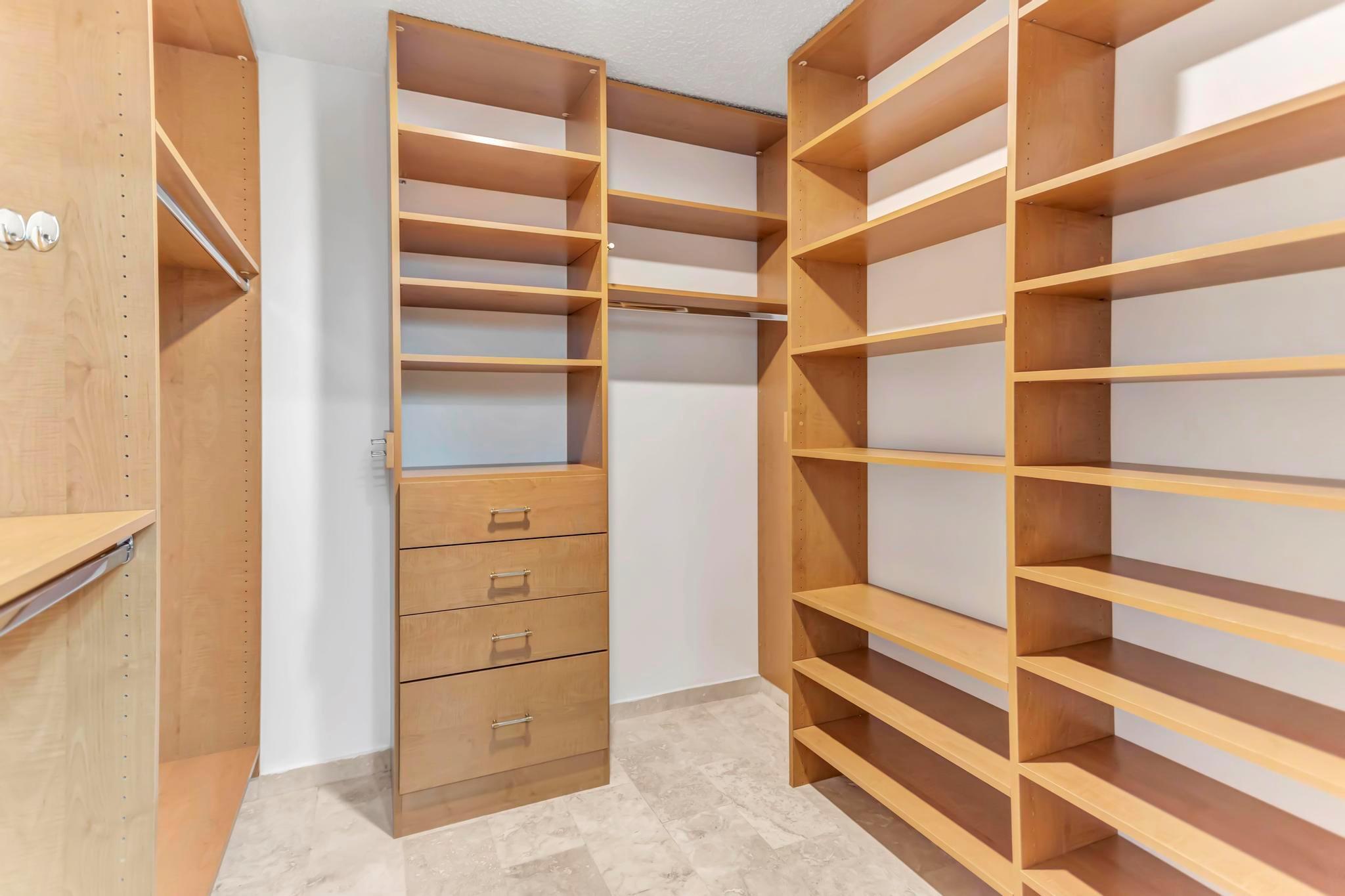 TOWN PLACE CONDO I AND II - Residential Lease