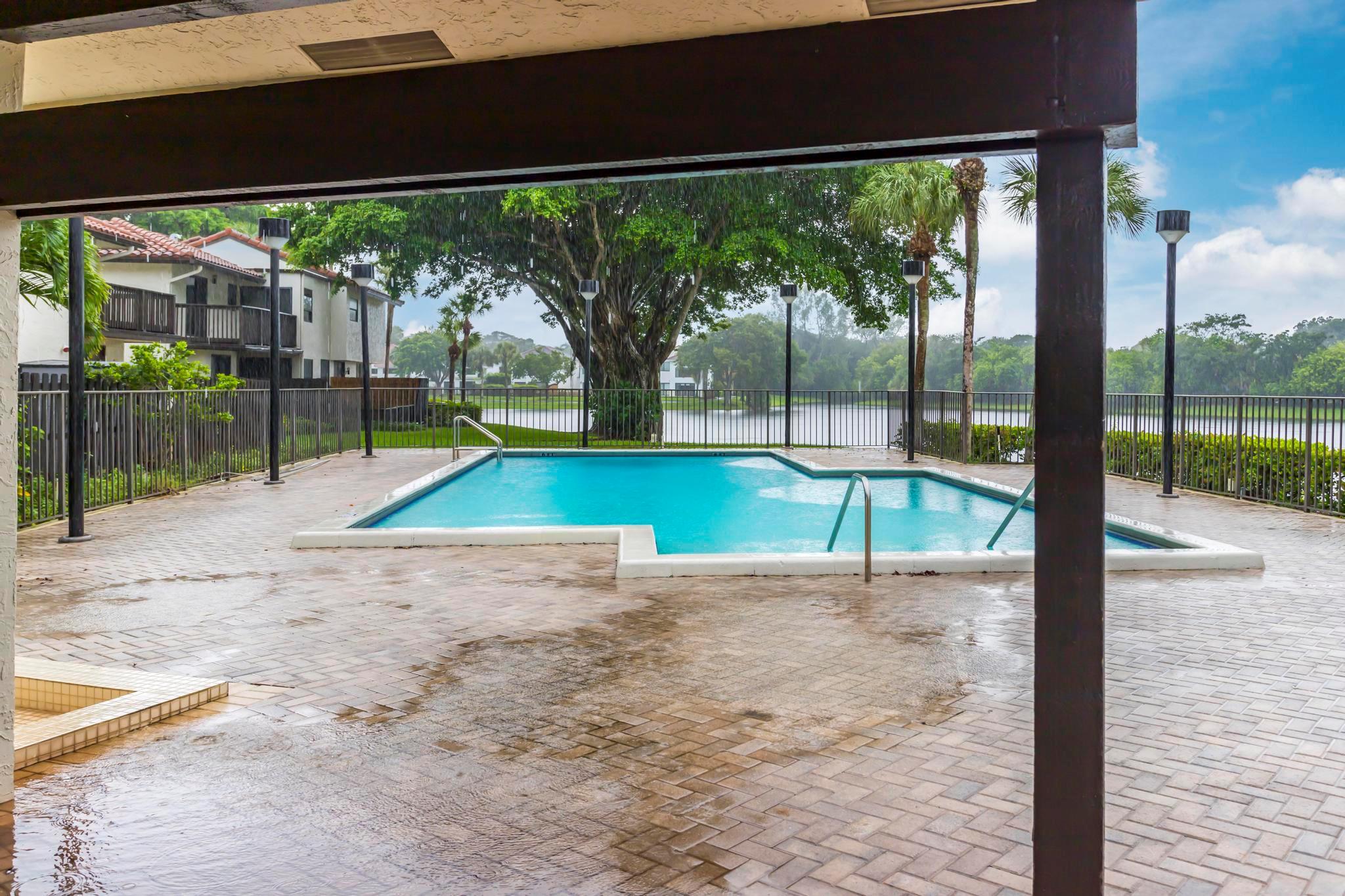 TOWN PLACE CONDO I AND II - Residential Lease