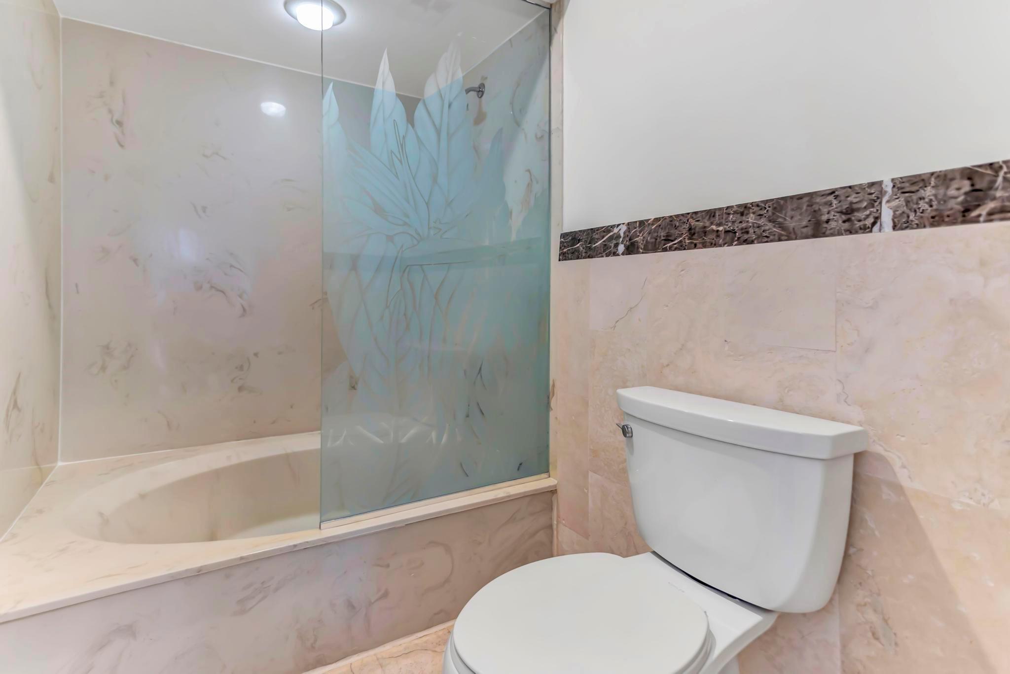 TOWN PLACE CONDO I AND II - Residential Lease