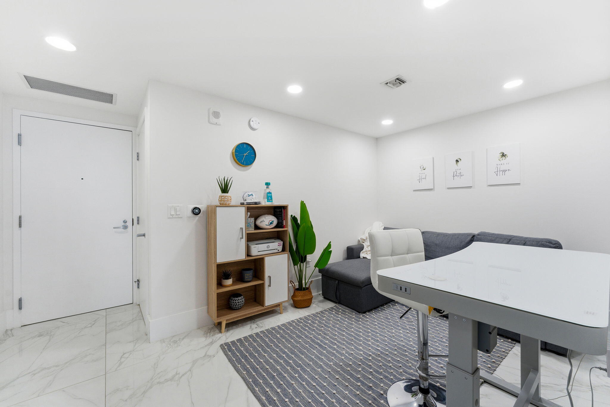 THE HARBOUR SOUTH CONDO - Residential