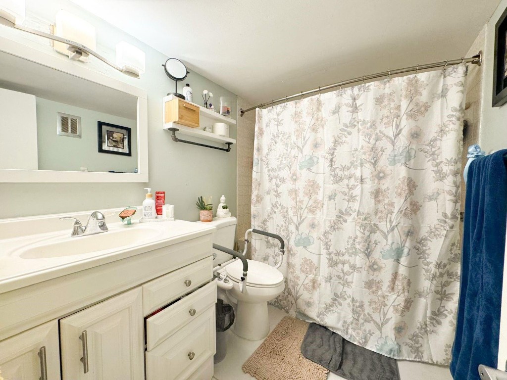 Manor Grove Village One I - Residential Lease