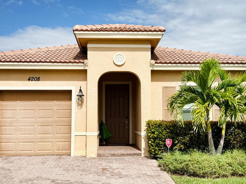 Photo of 4208 Troon Place, Fort Pierce, FL 34947 (MLS # R11135952)